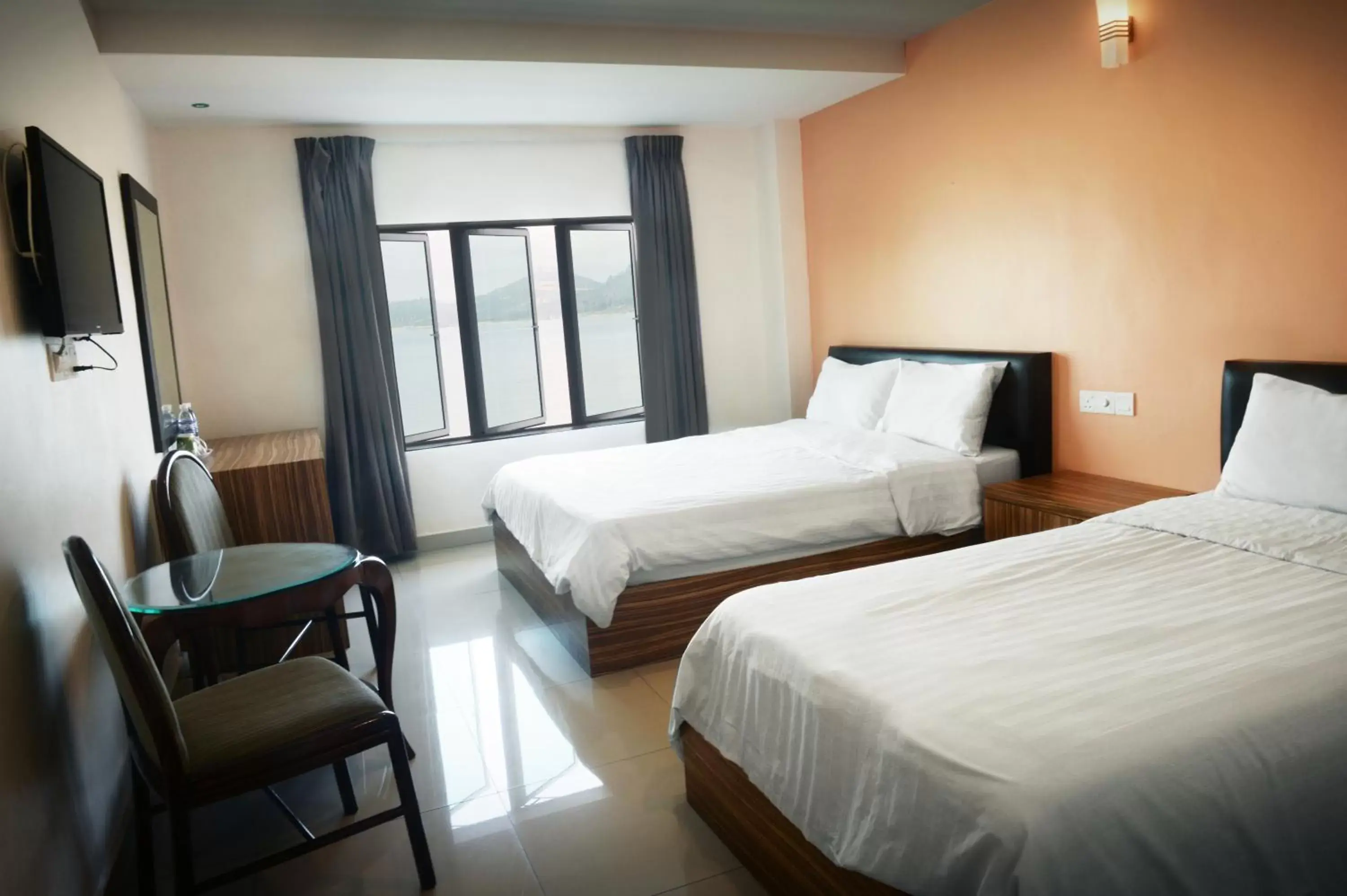 Bedroom, Bed in Brezza Hotel Lumut