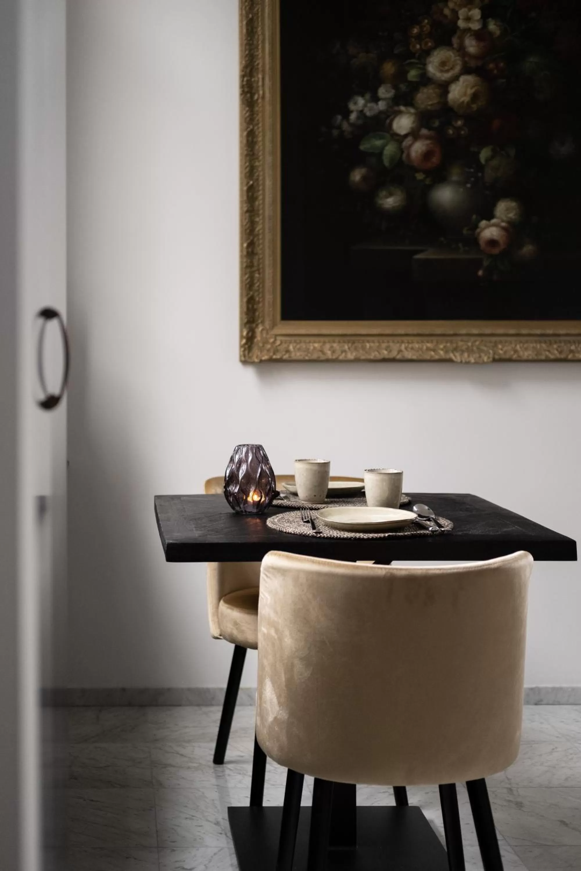 Communal lounge/ TV room, TV/Entertainment Center in Boutique B&B Huys Oud Teylingen