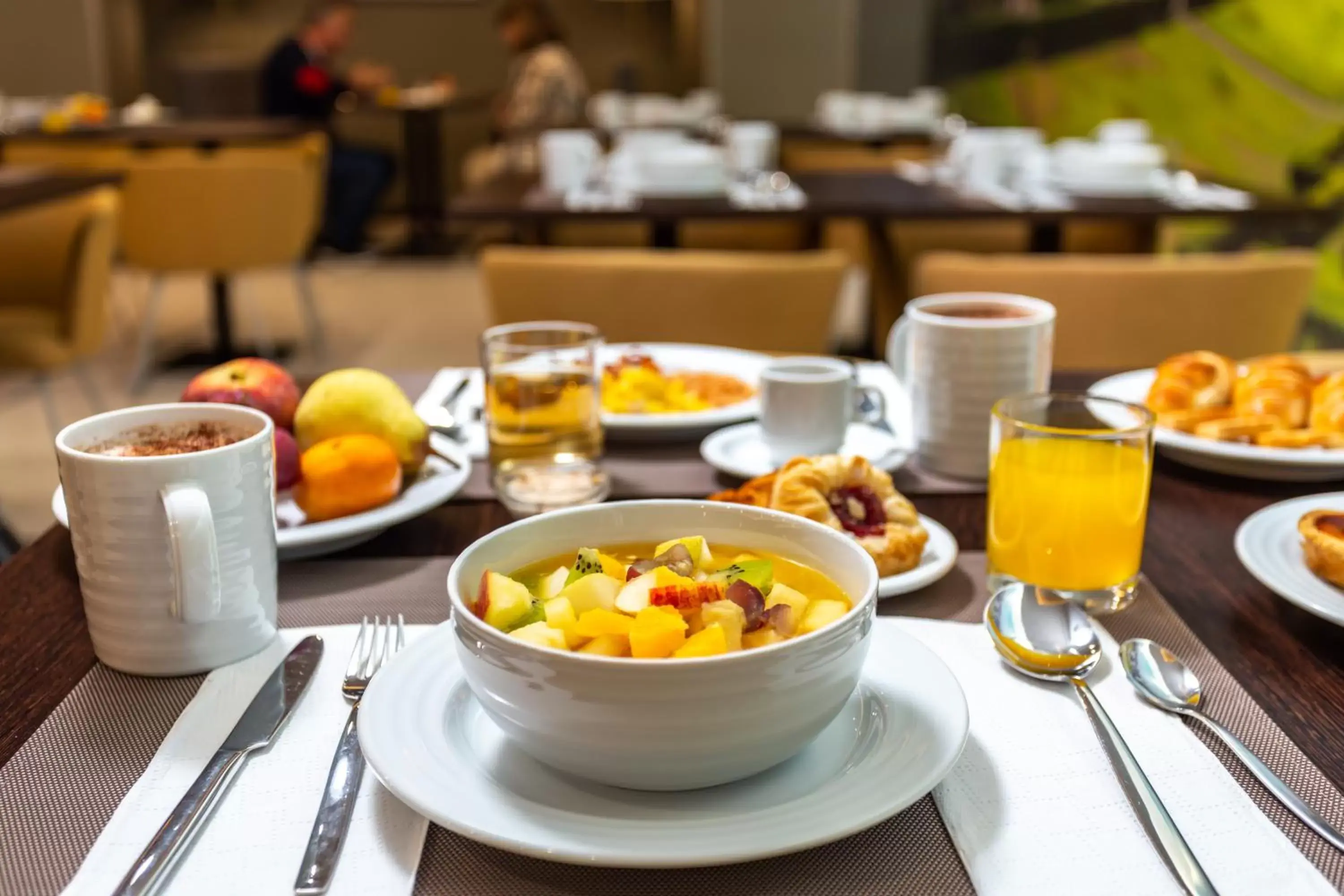 Breakfast in Empire Marquês Hotel