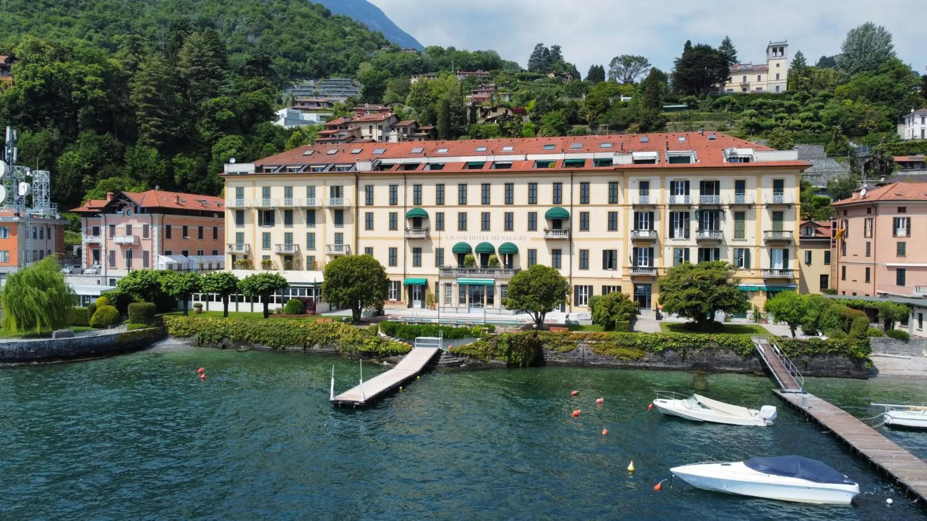 Property Building in Grand Hotel Menaggio