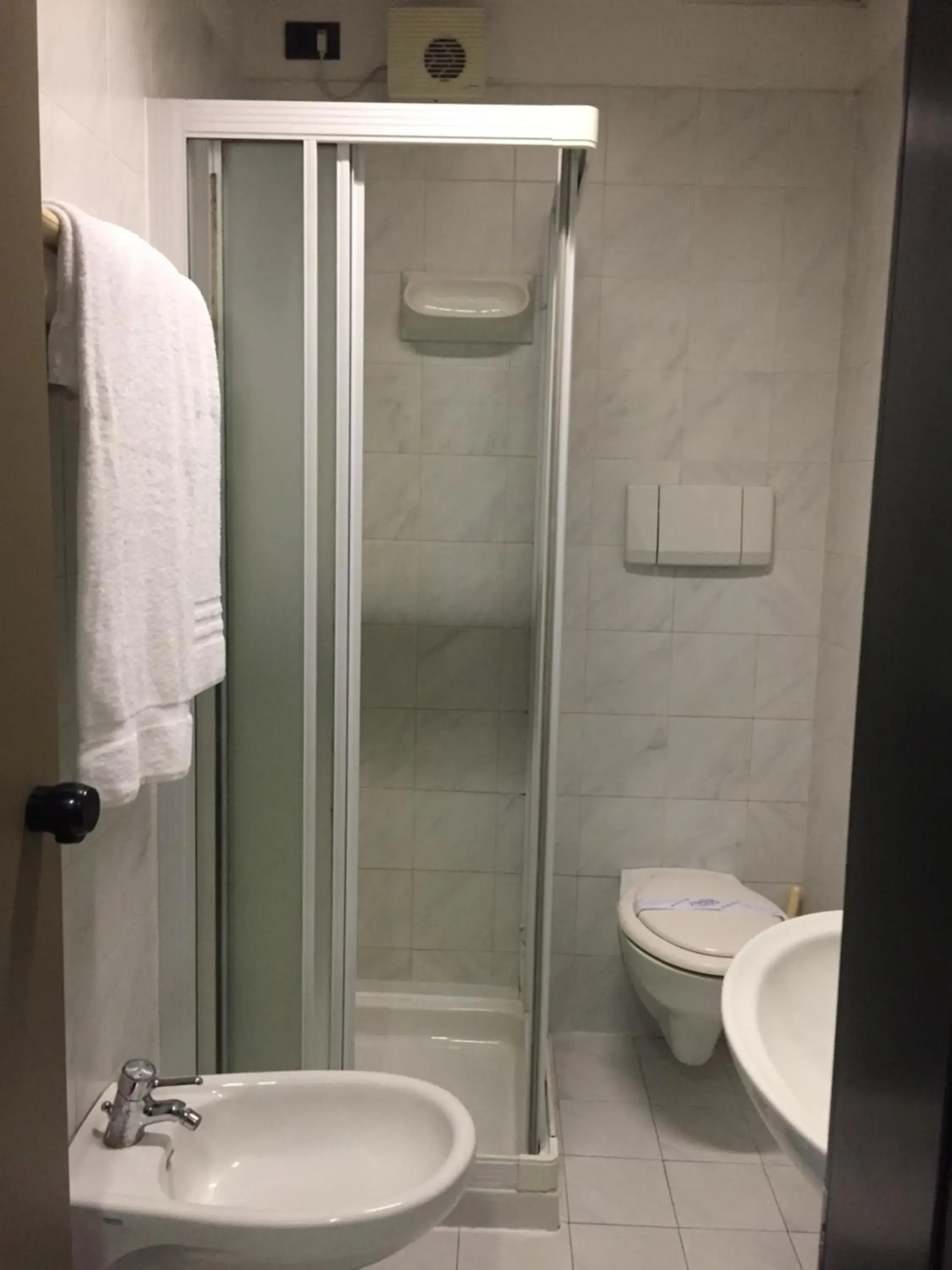 Bathroom in Hotel Plaza