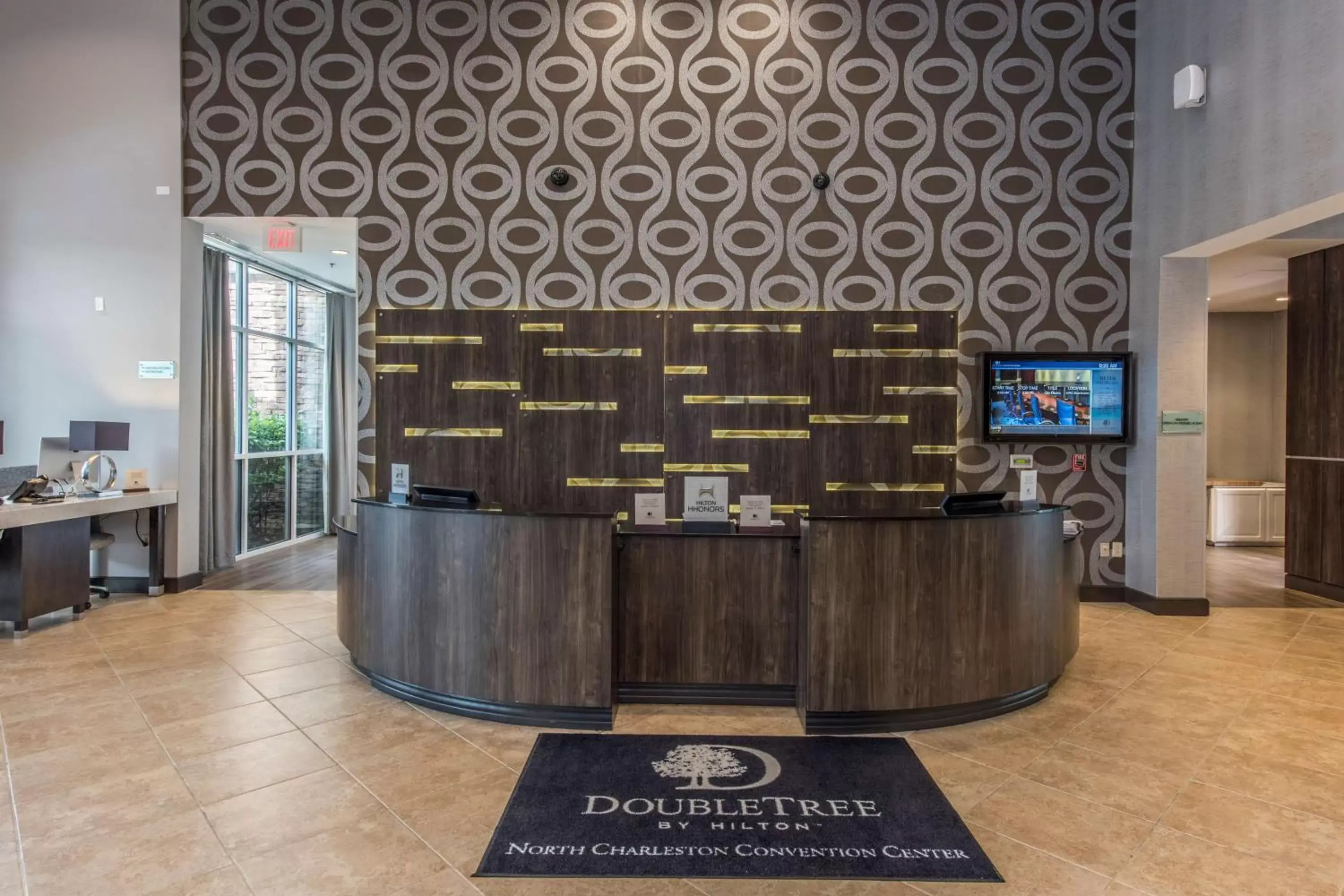 Lobby or reception, Lobby/Reception in DoubleTree by Hilton North Charleston - Convention Center