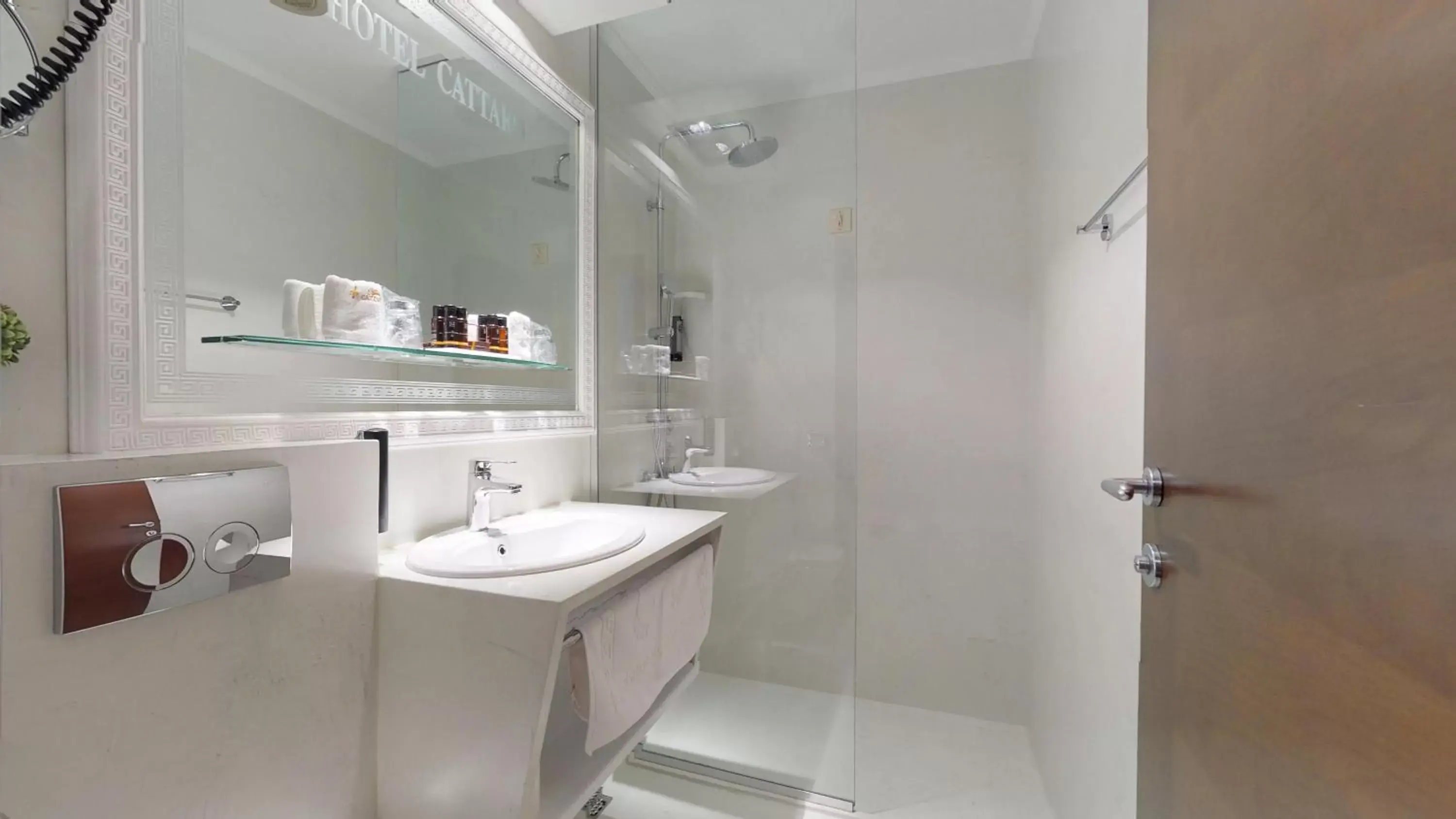 Shower, Bathroom in Historic Boutique Hotel Cattaro
