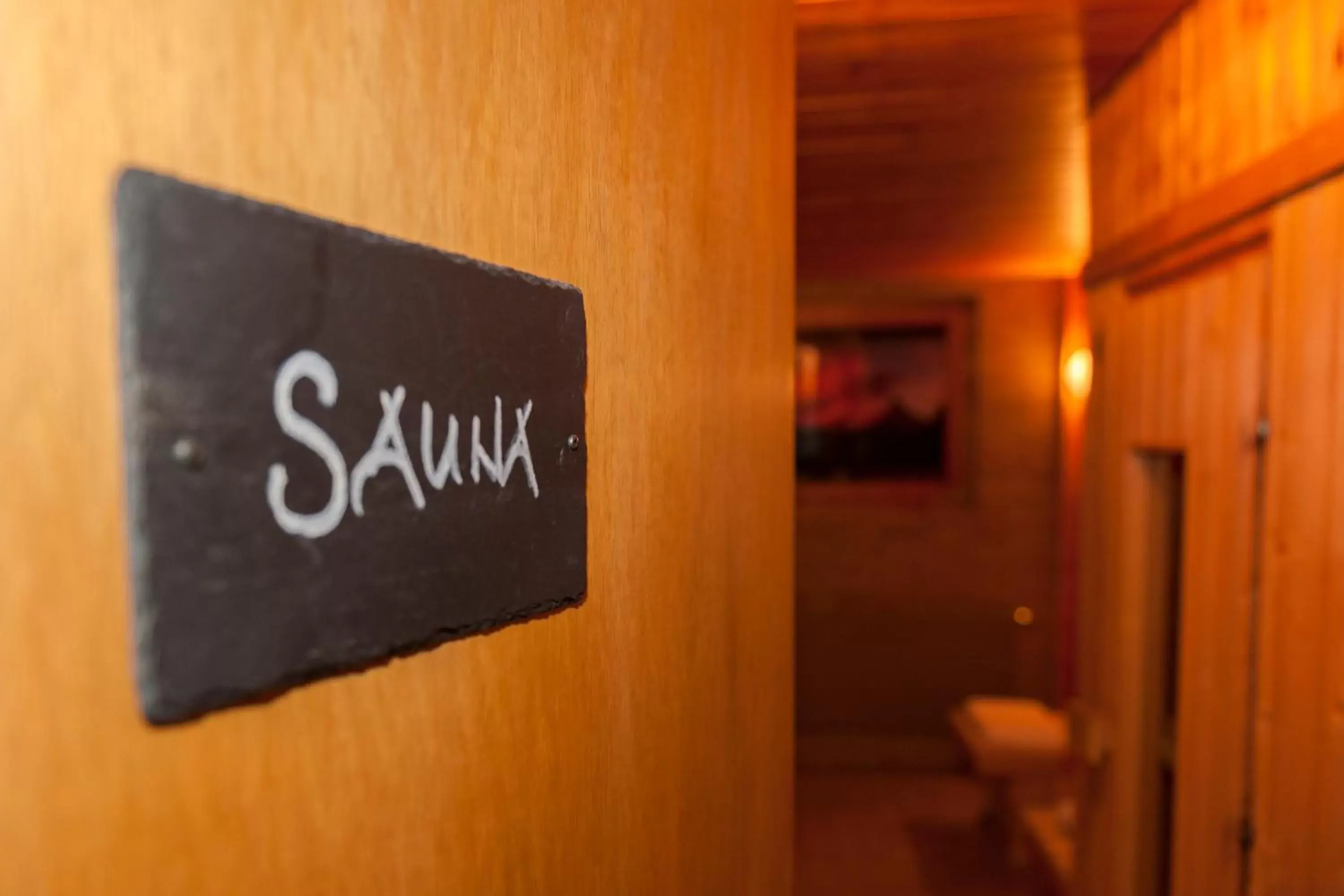 Sauna in BaseCamp Hotel