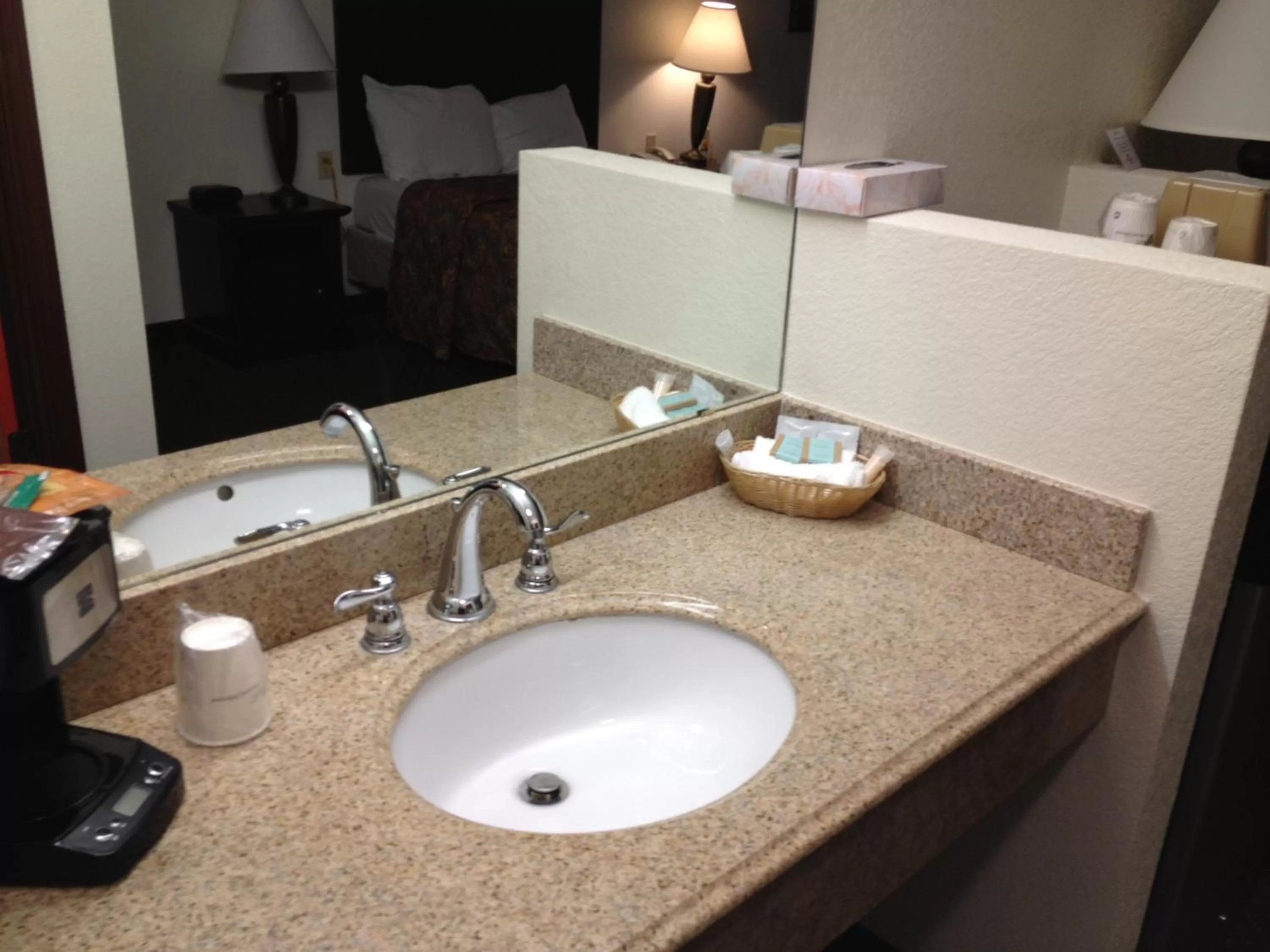 Bathroom in Howard Johnson by Wyndham Lubbock TX