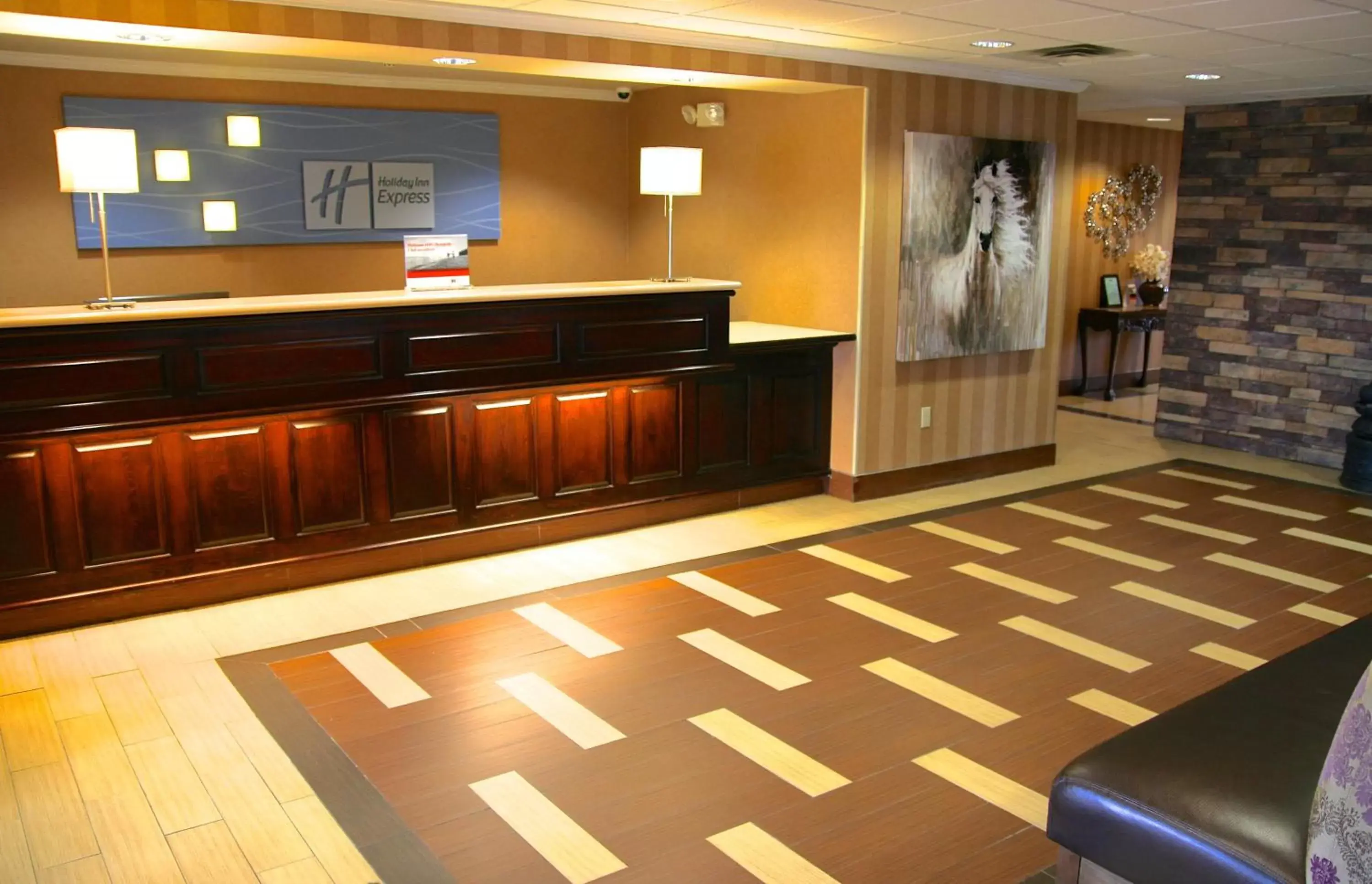 Property building, Lobby/Reception in Holiday Inn Express Hotel & Suites Columbus Southeast Groveport, an IHG Hotel