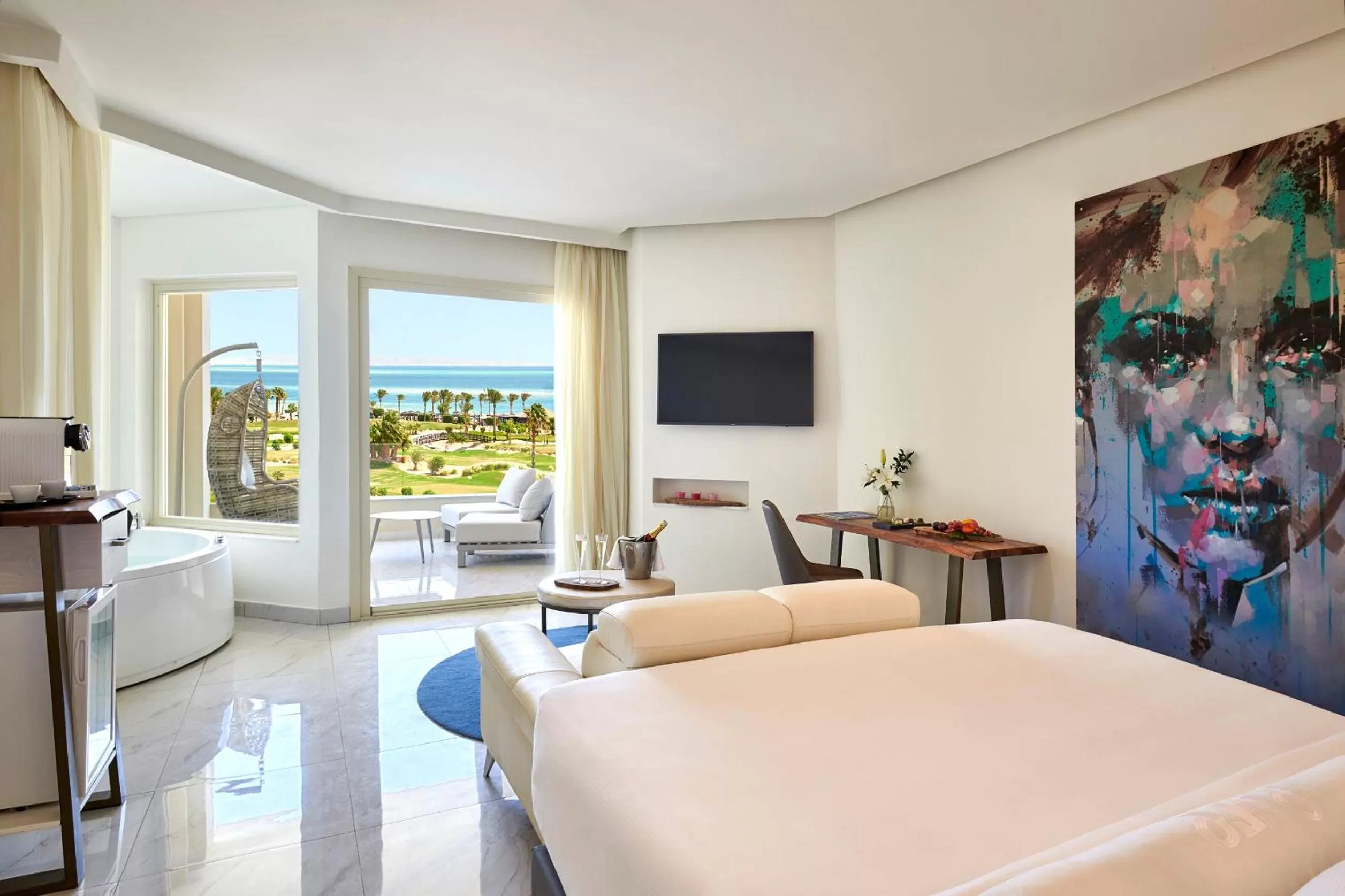 Sea view, Bed in Steigenberger Pure Lifestyle (Adults Only)