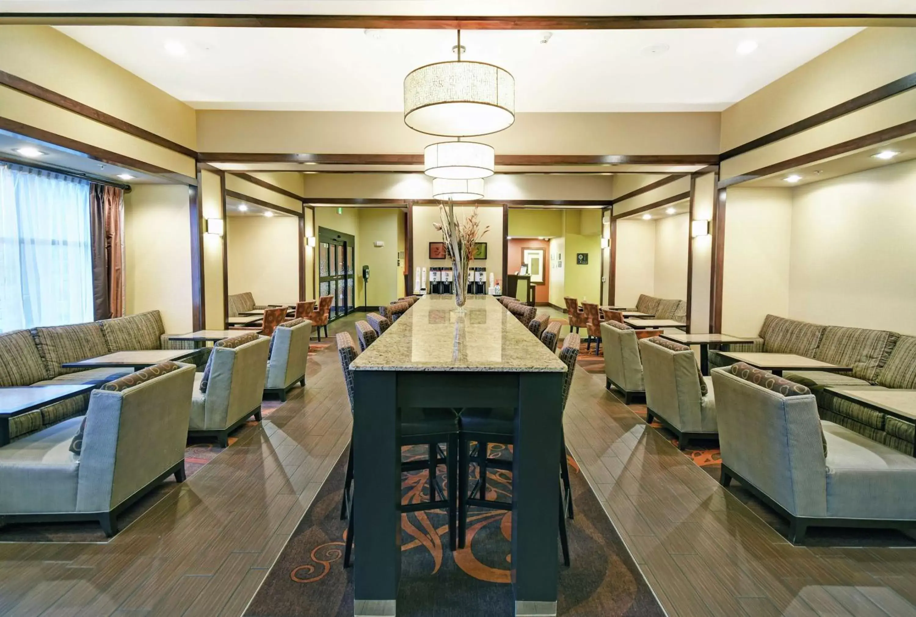Restaurant/places to eat in Hampton Inn Beloit Restaurant/places to eat in Hampton Inn Beloit