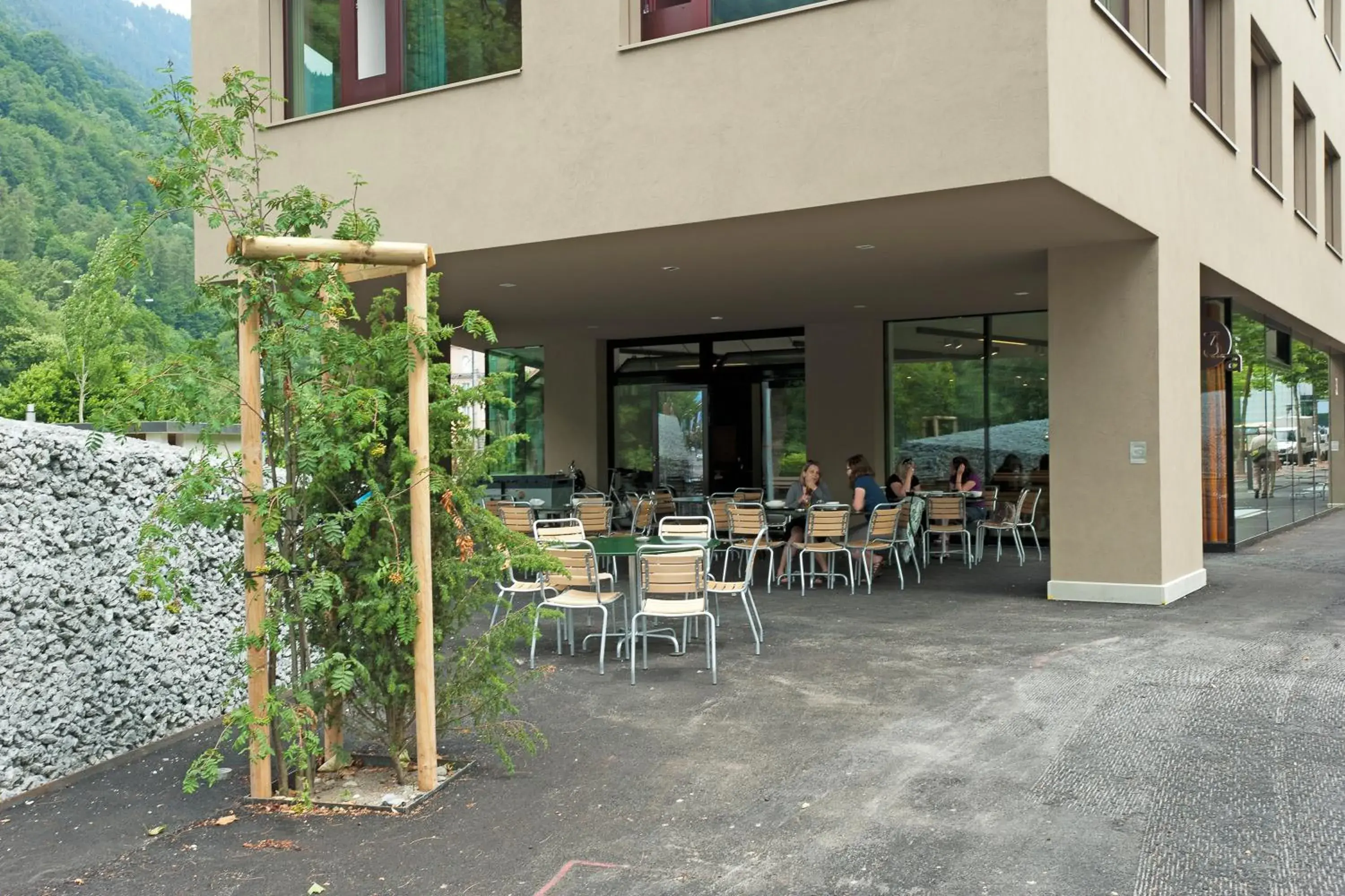 Balcony/Terrace, Restaurant/Places to Eat in Interlaken Youth Hostel