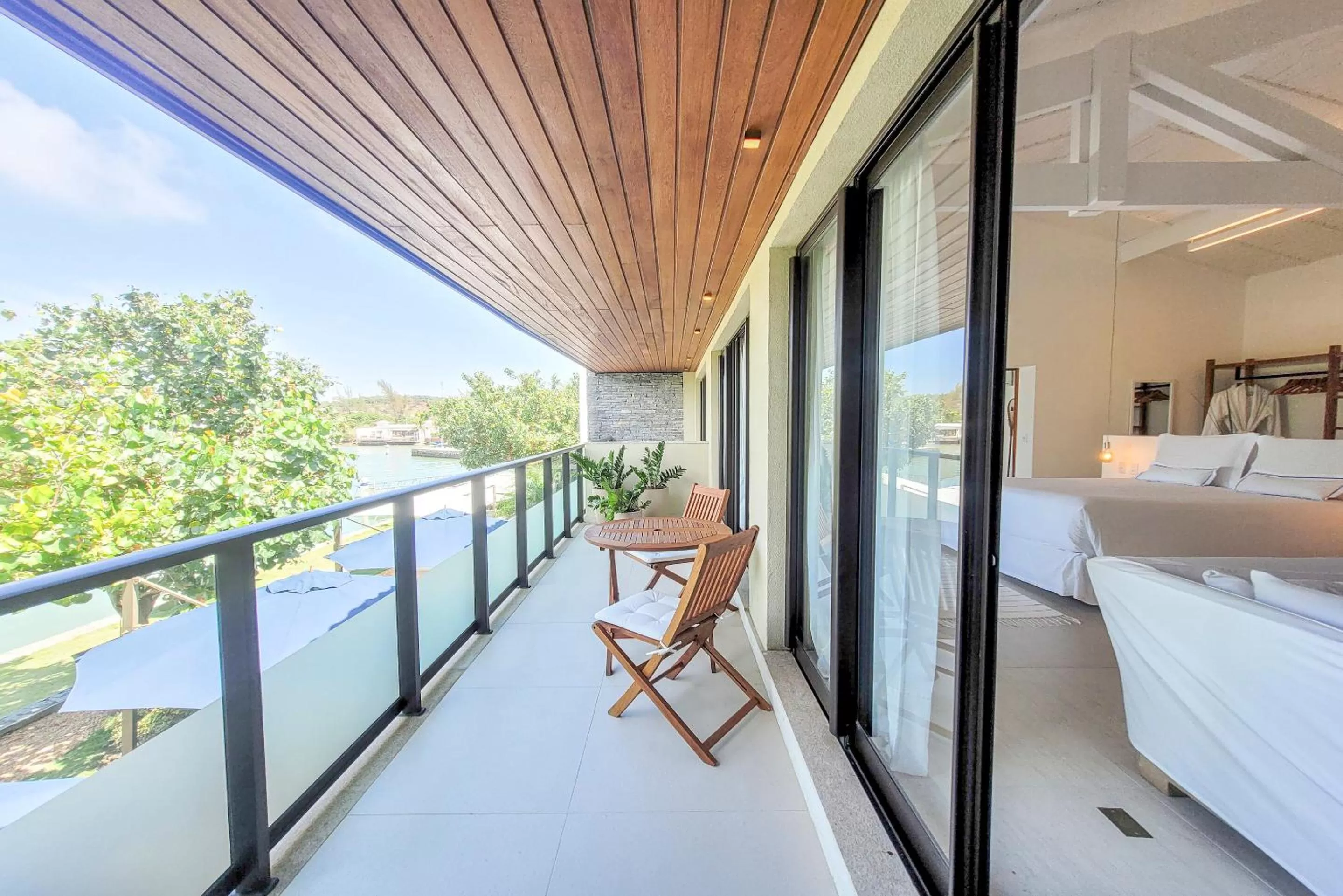 Balcony/Terrace, Bed in Hotel Aretê