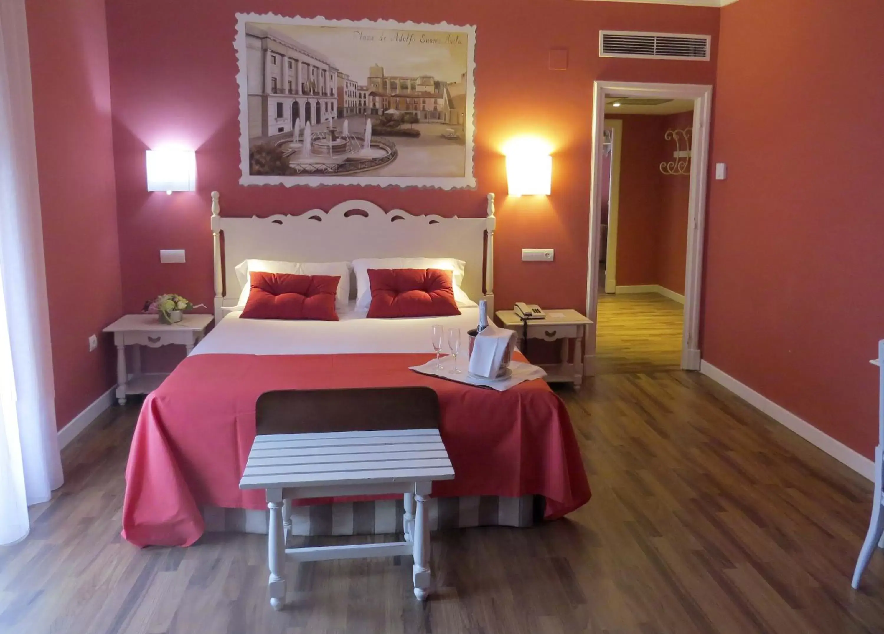 Photo of the whole room, Bed in Palacio Valderrabanos Photo of the whole room, Bed in Palacio Valderrabanos