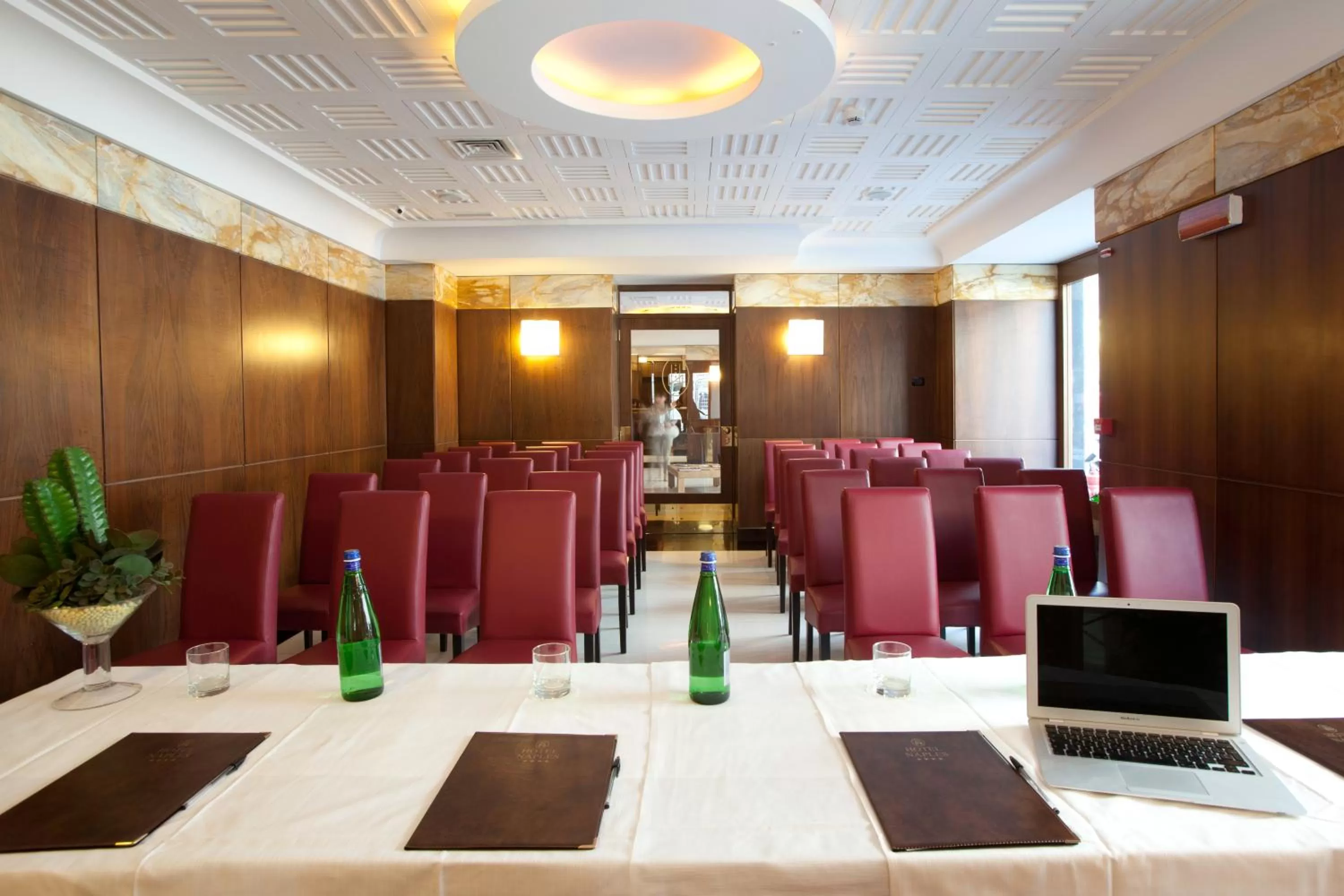 Meeting/conference room in Hotel Naples