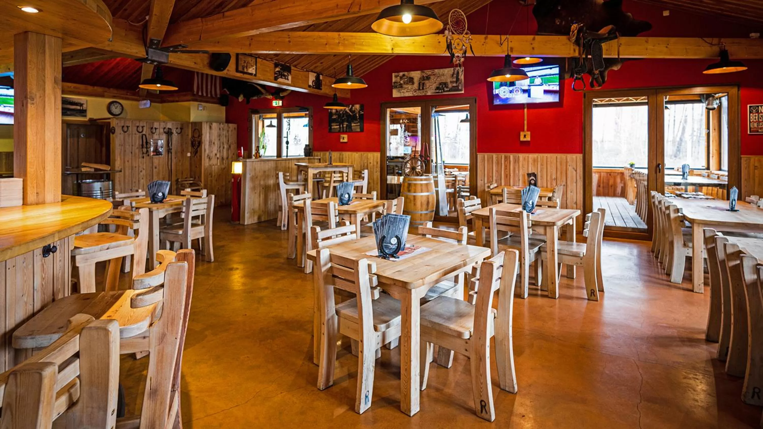 Restaurant/places to eat in Roadcamp - American Motel & Sportsbar