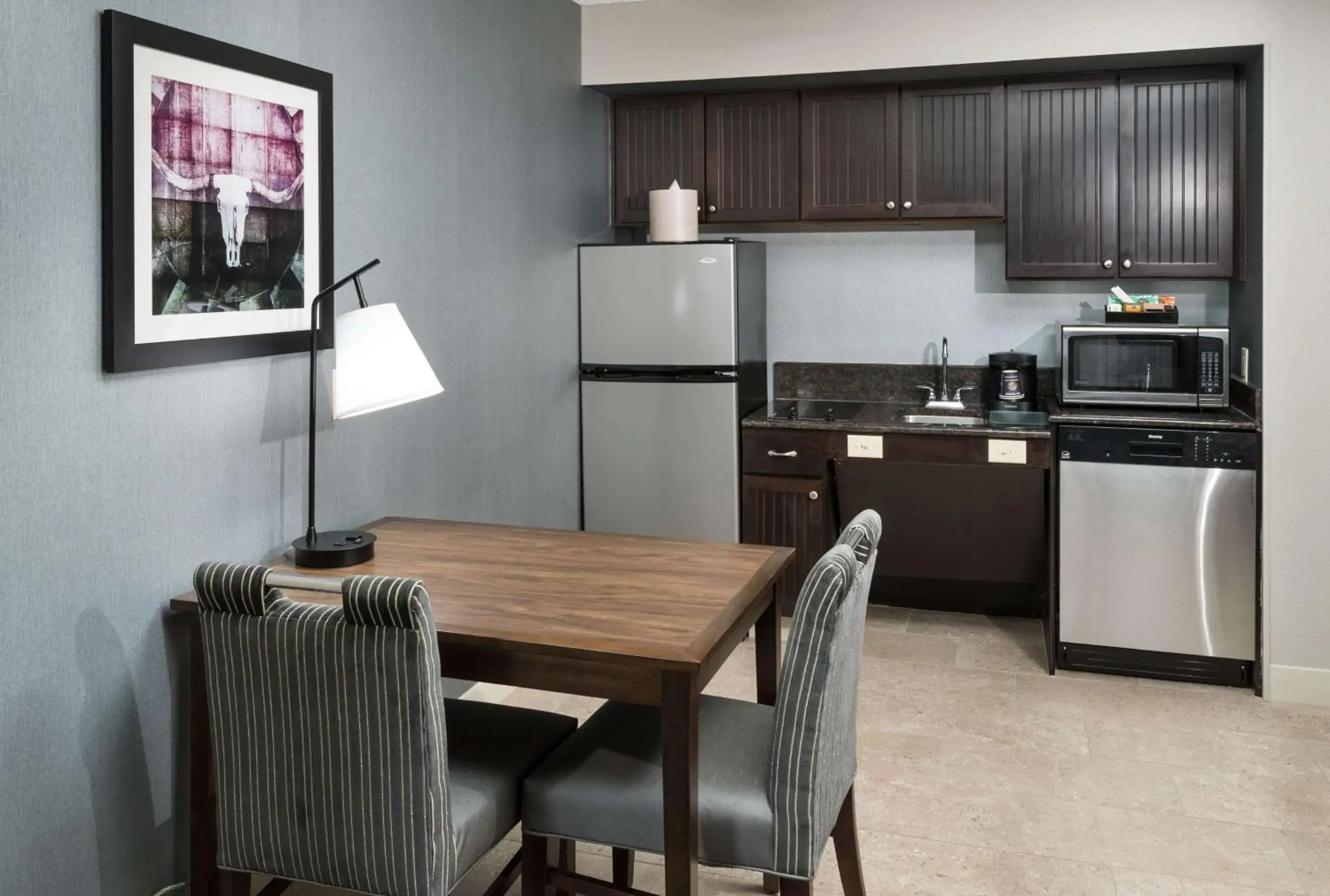 Kitchen or kitchenette, Kitchen/Kitchenette in Homewood Suites by Hilton Austin NW near The Domain
