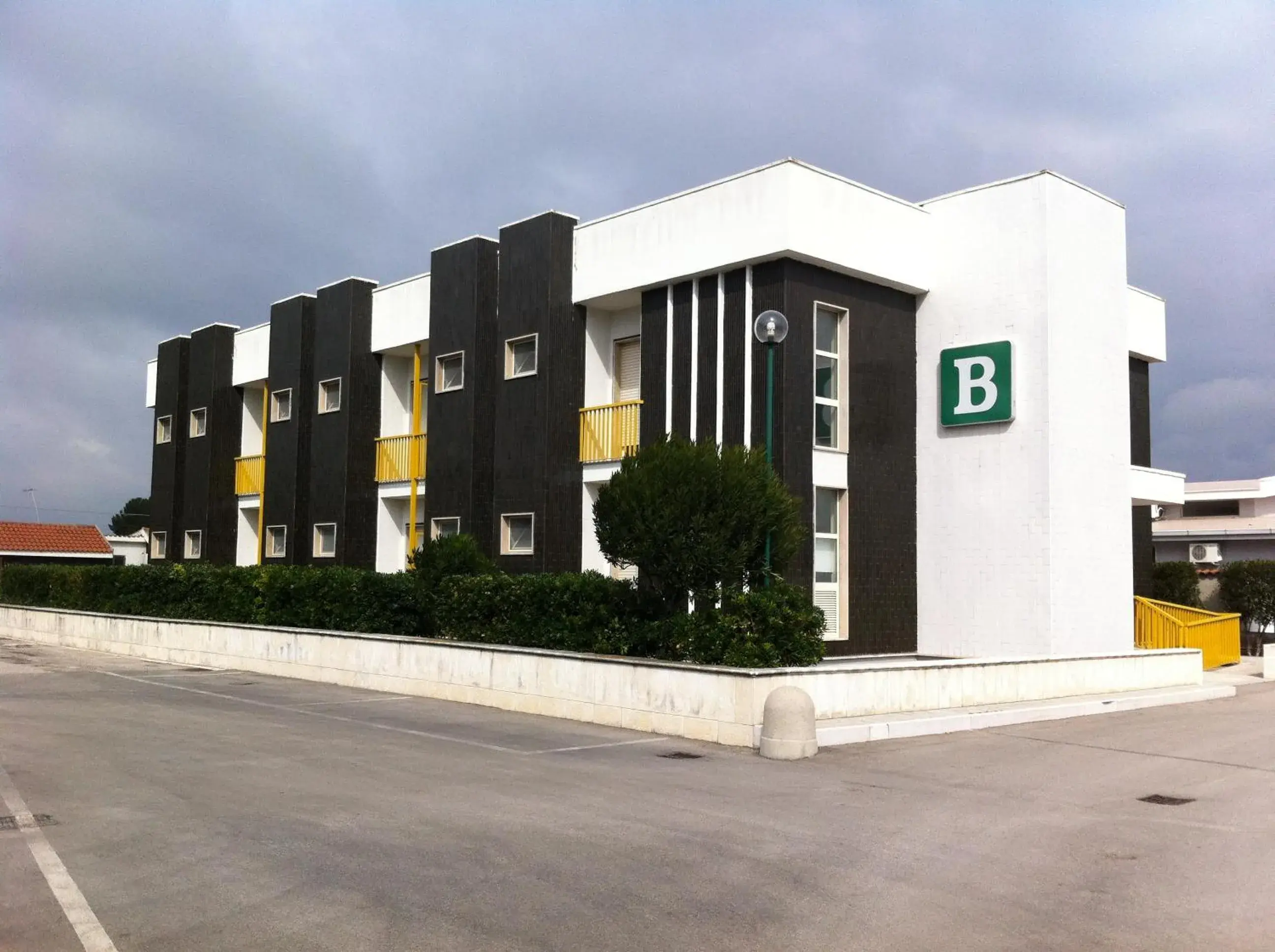 Facade/entrance, Property Building in Hotel Atleti