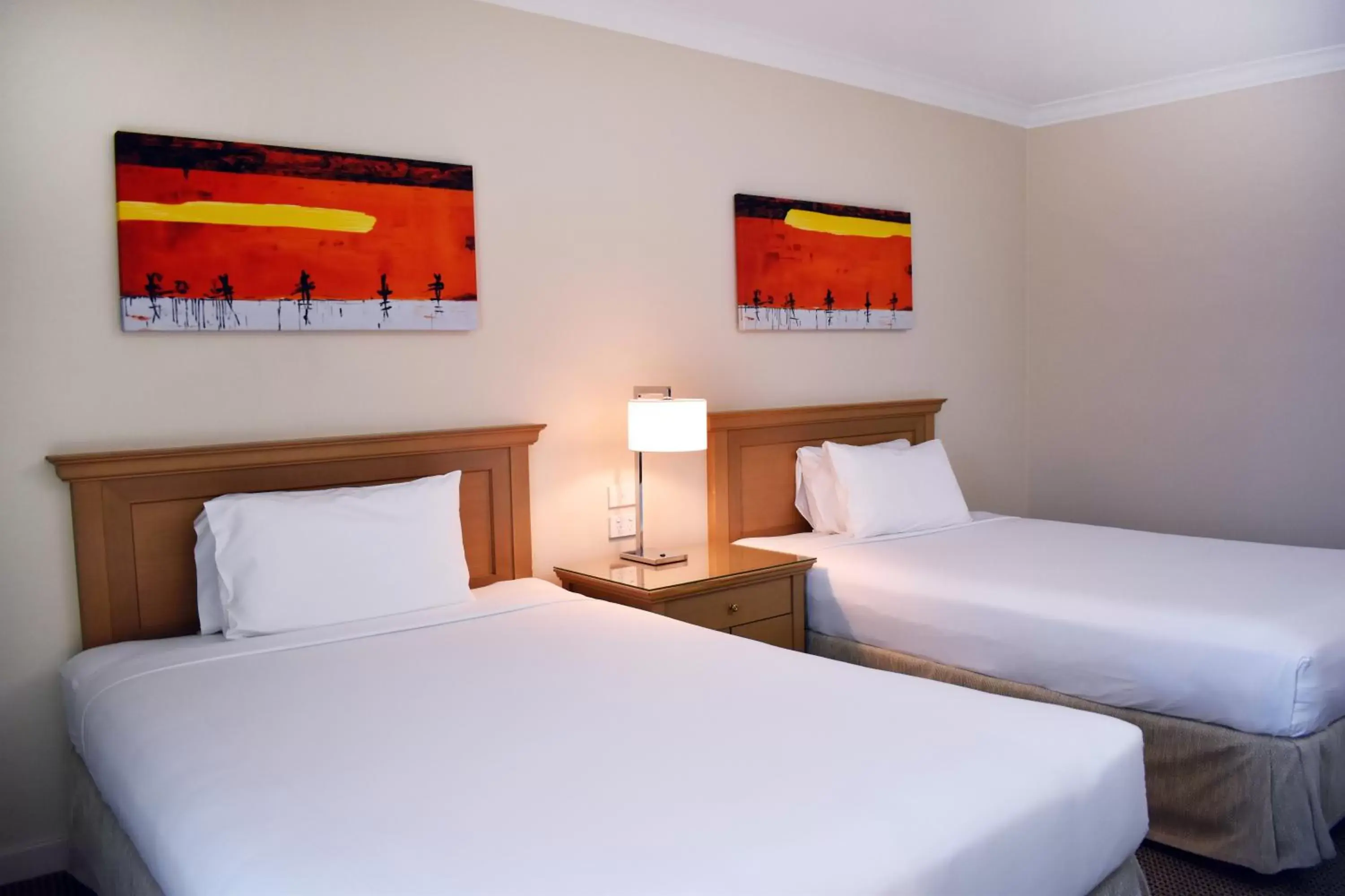 Bedroom, Bed in Stamford Plaza Sydney Airport Hotel & Conference Centre