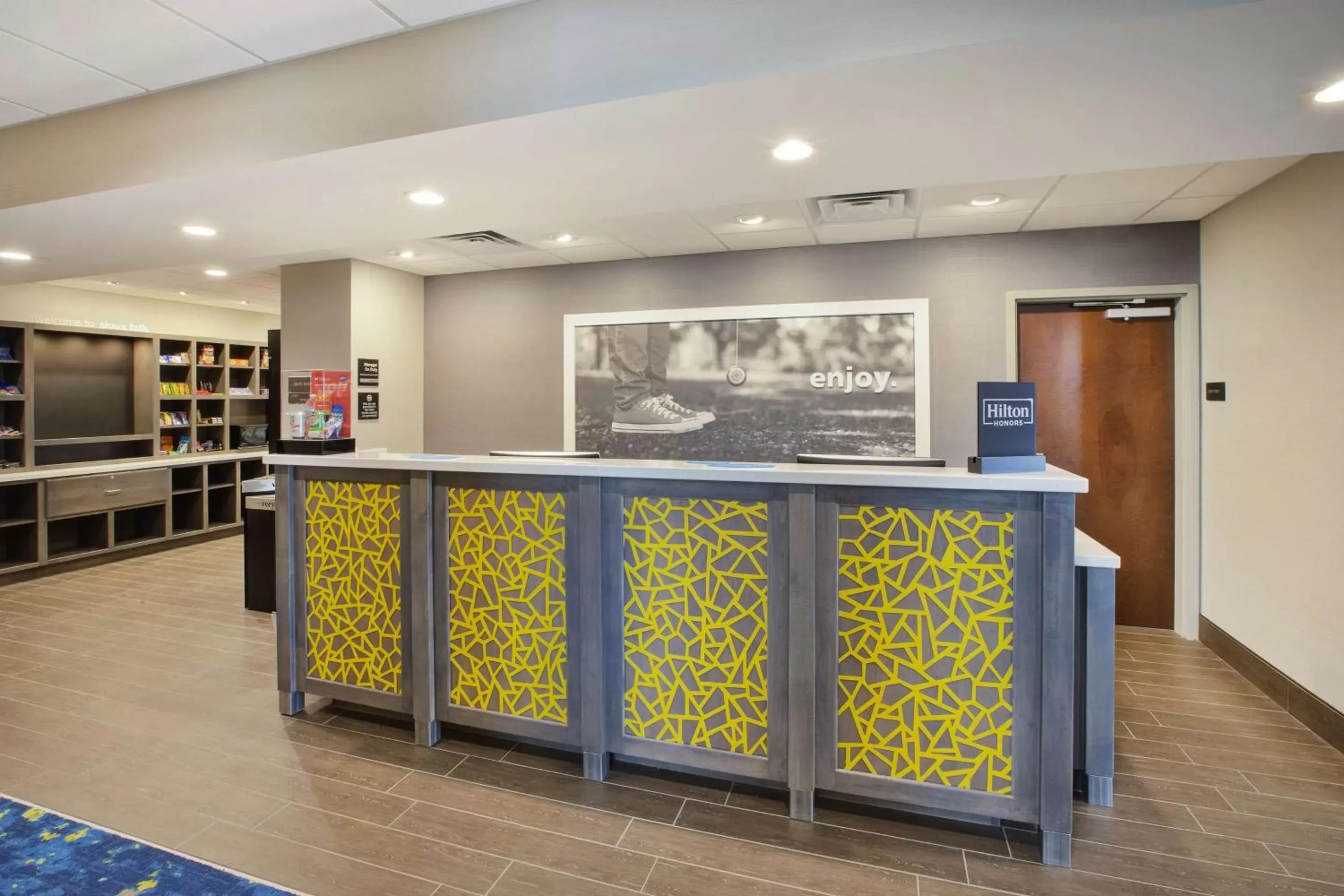 Lobby or reception, Lobby/Reception in Hampton Inn & Suites By Hilton, Southwest Sioux Falls