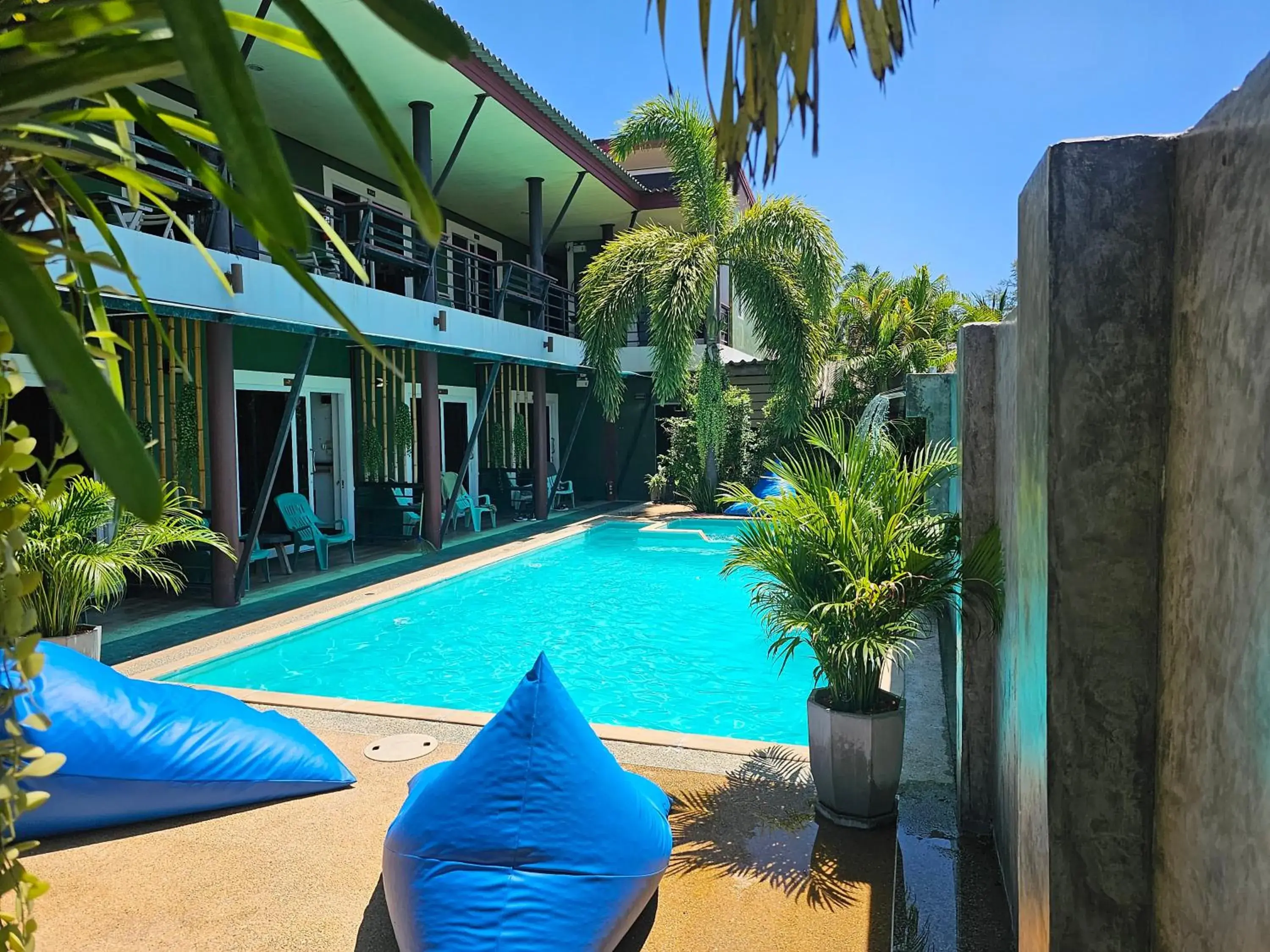 Swimming Pool in Cha-Cha Hotel