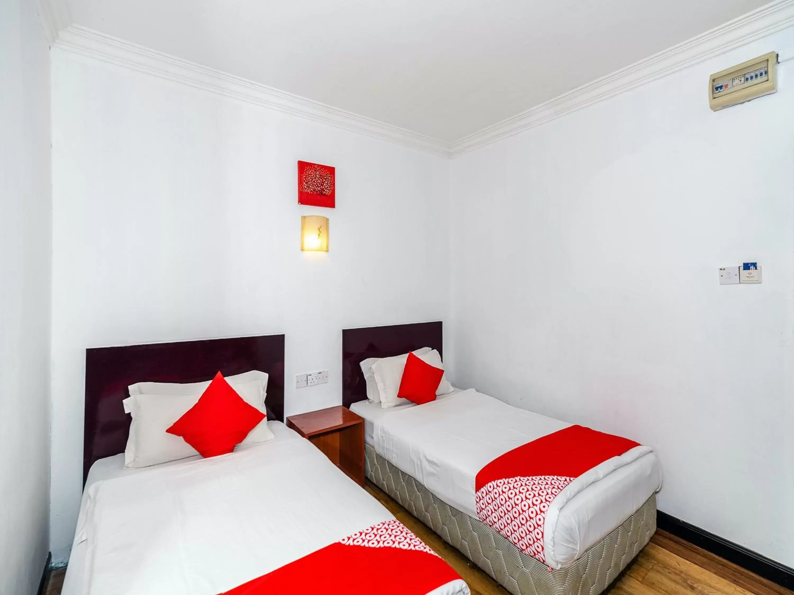 Bedroom, Bed in Super OYO 89847 Switz Paradise Hotel