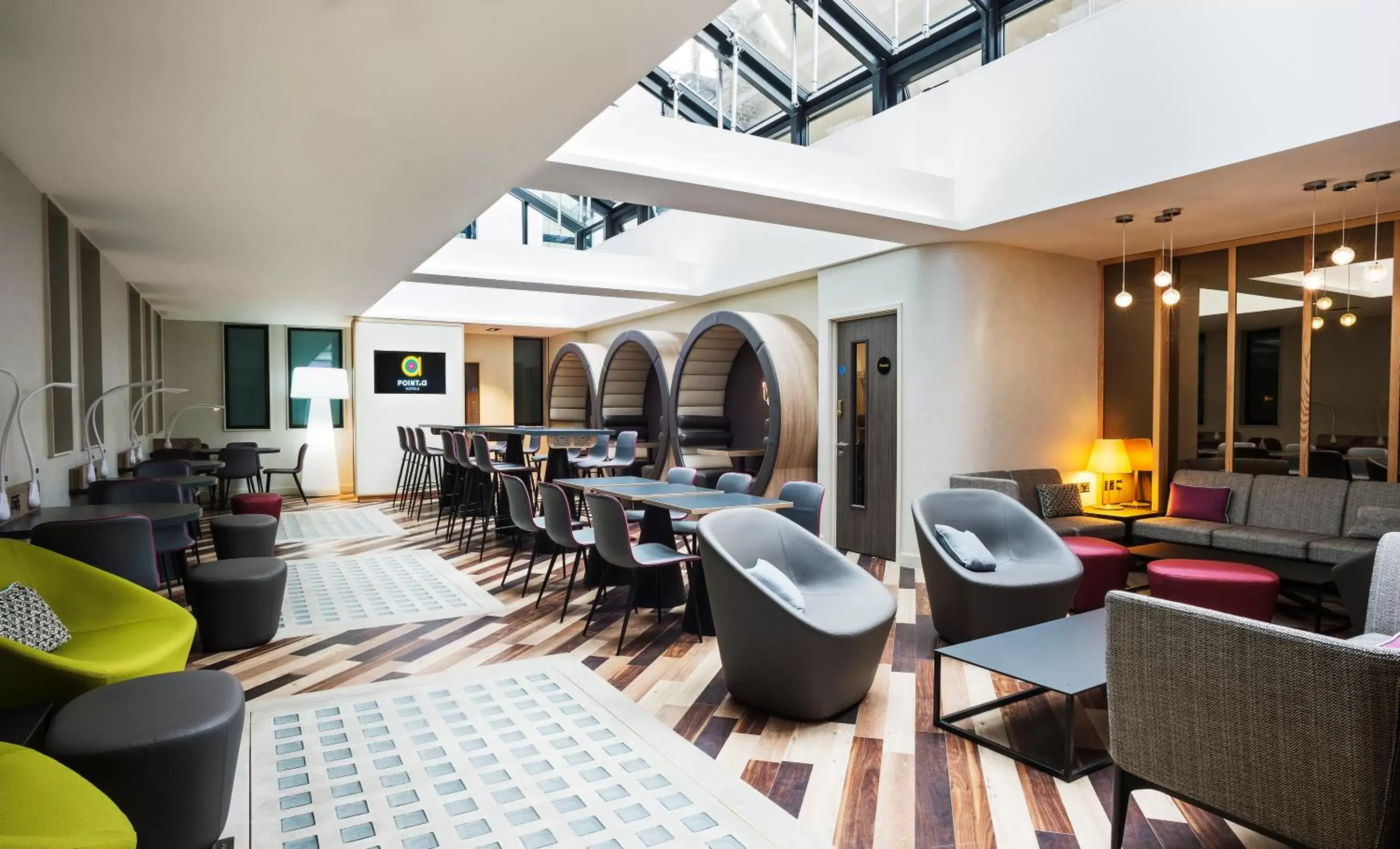 Lobby or reception in Point A Hotel London Shoreditch