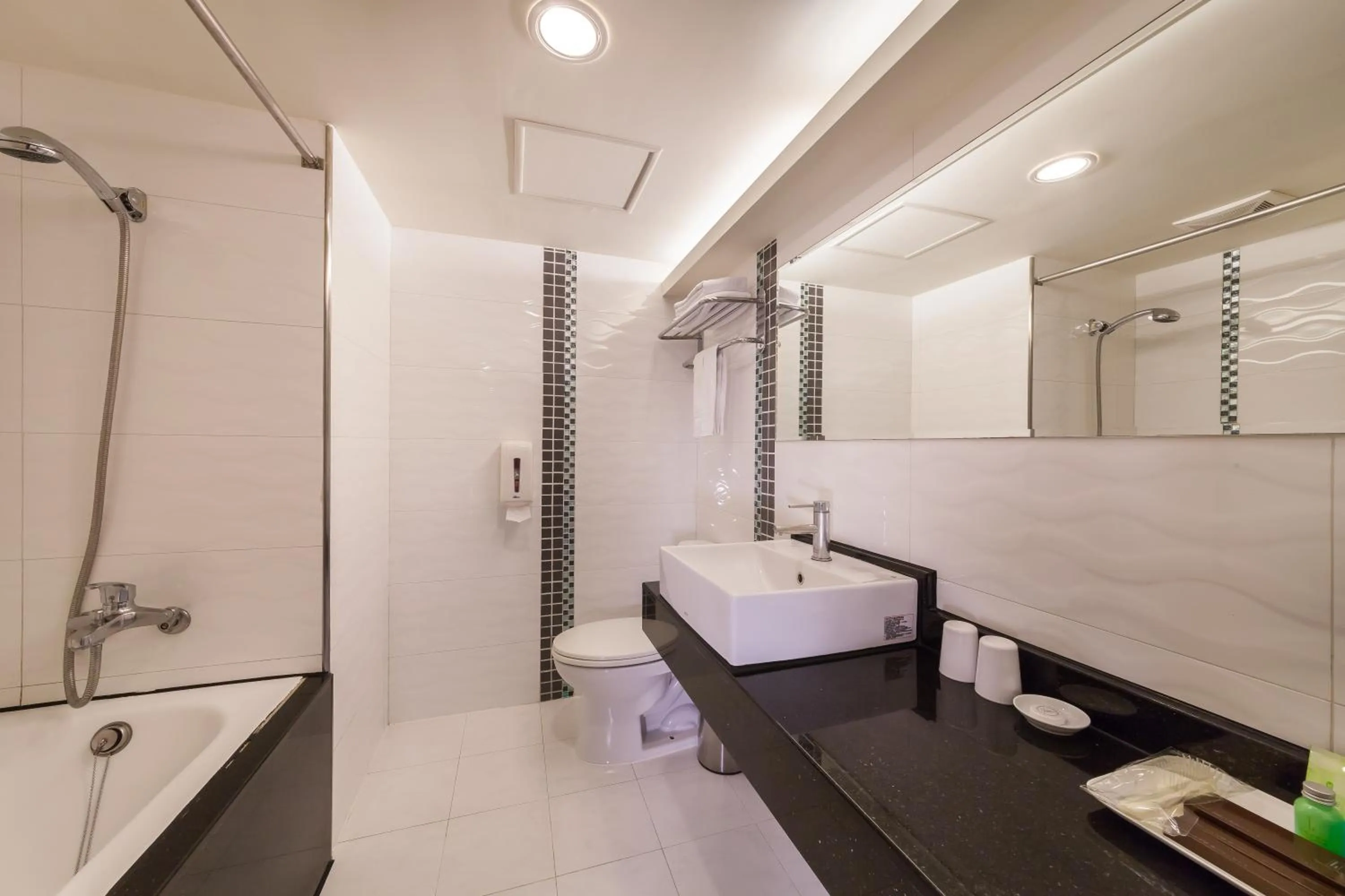 Bathroom in 華麗大飯店Ferrary Hotel