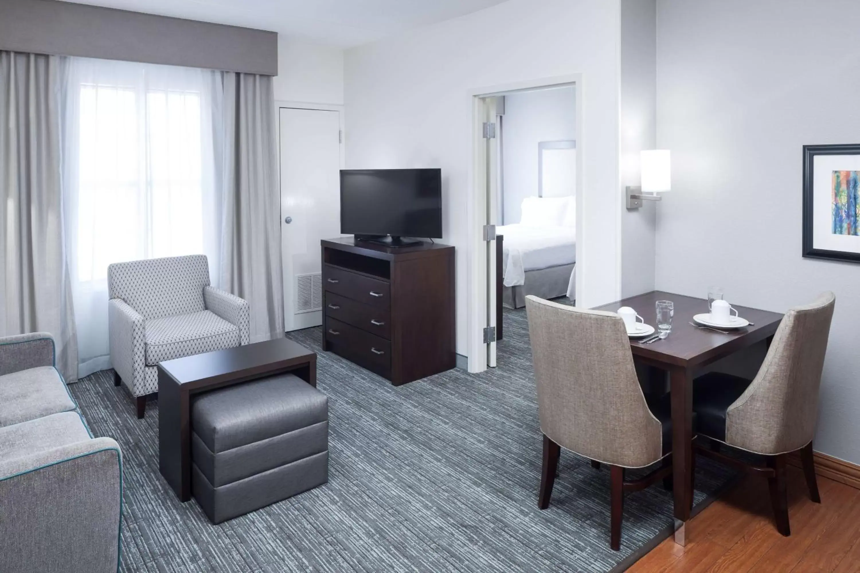 Bedroom, TV/Entertainment Center in Homewood Suites by Hilton Chattanooga - Hamilton Place