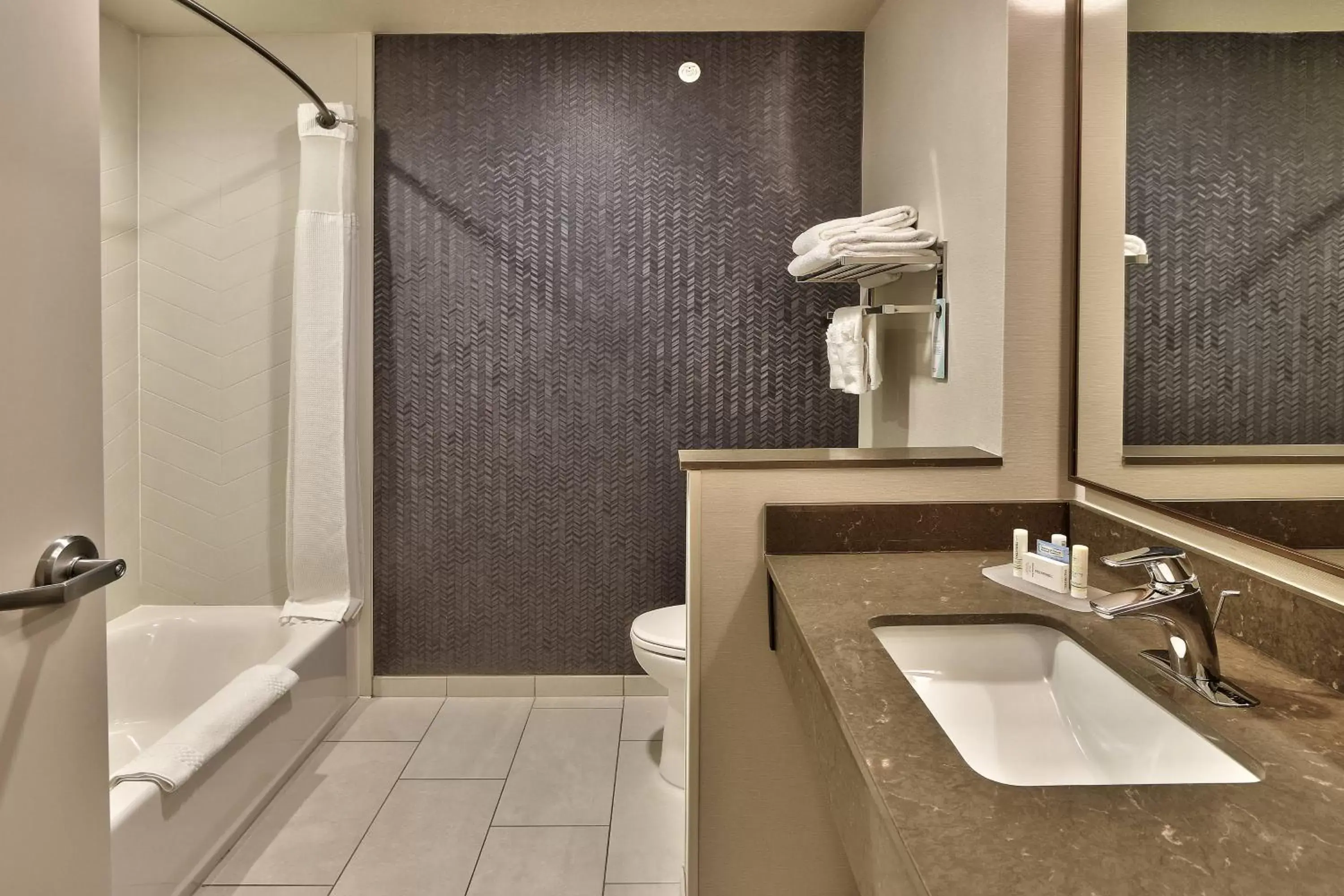 Bathroom in Fairfield Inn & Suites by Marriott Albuquerque North