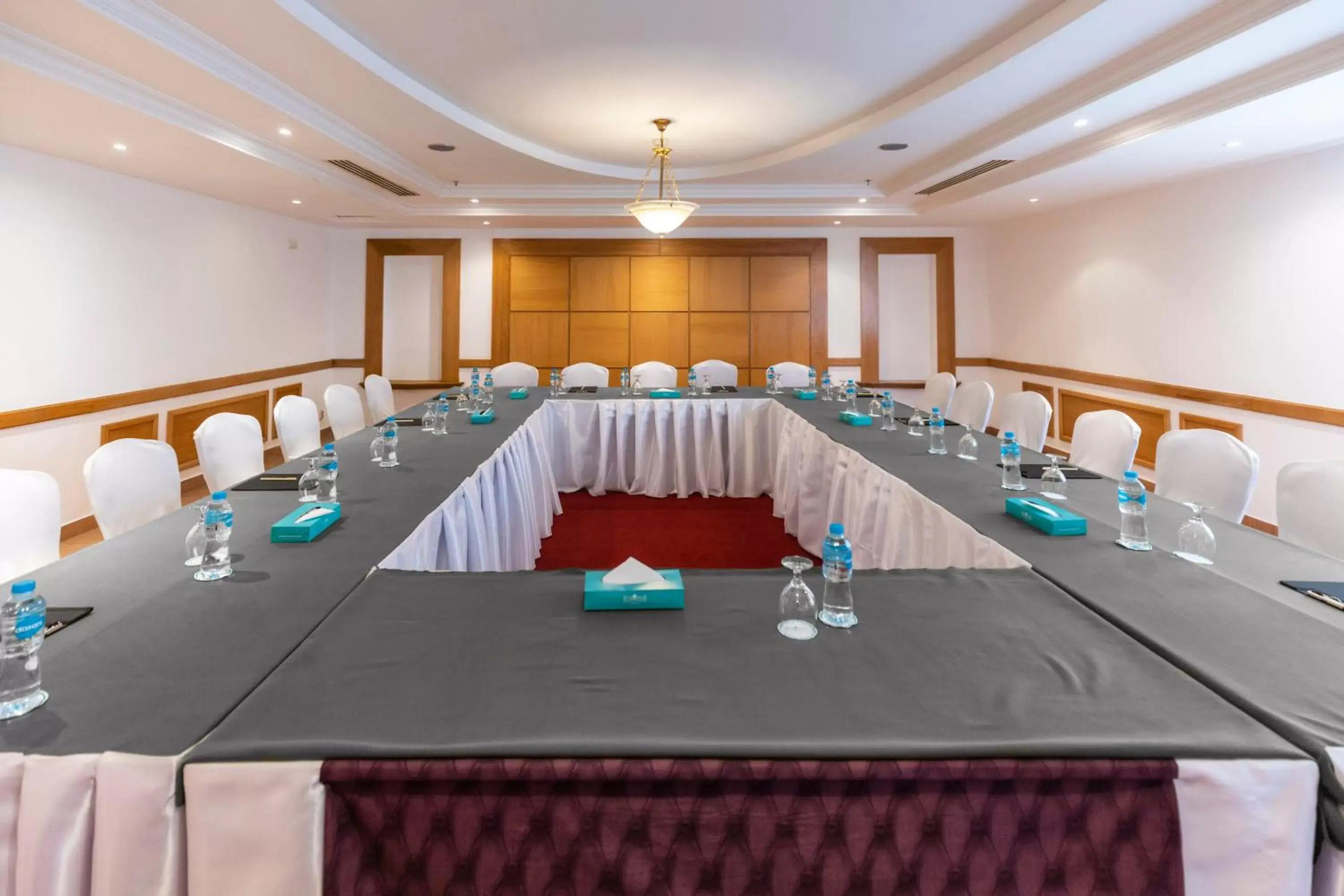 Business facilities in Sunrise Remal Resort