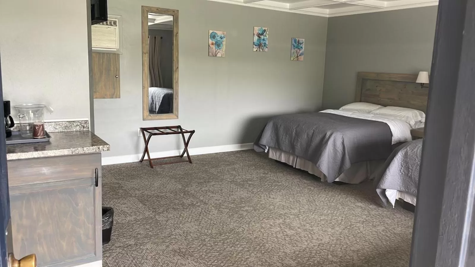 View (from property/room), Bed in BlueGem Motel