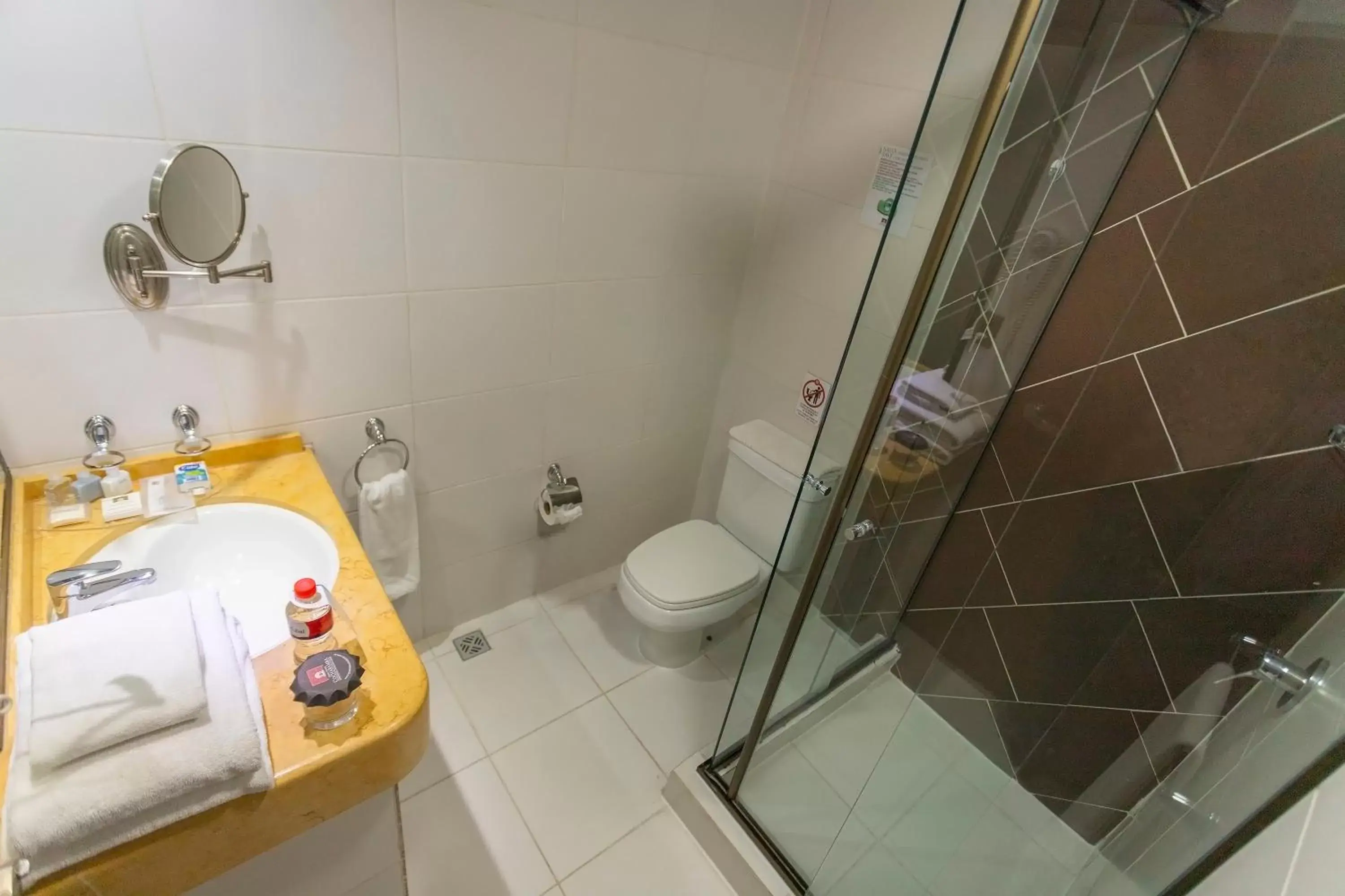 Bathroom in Gran Hotel Cochabamba