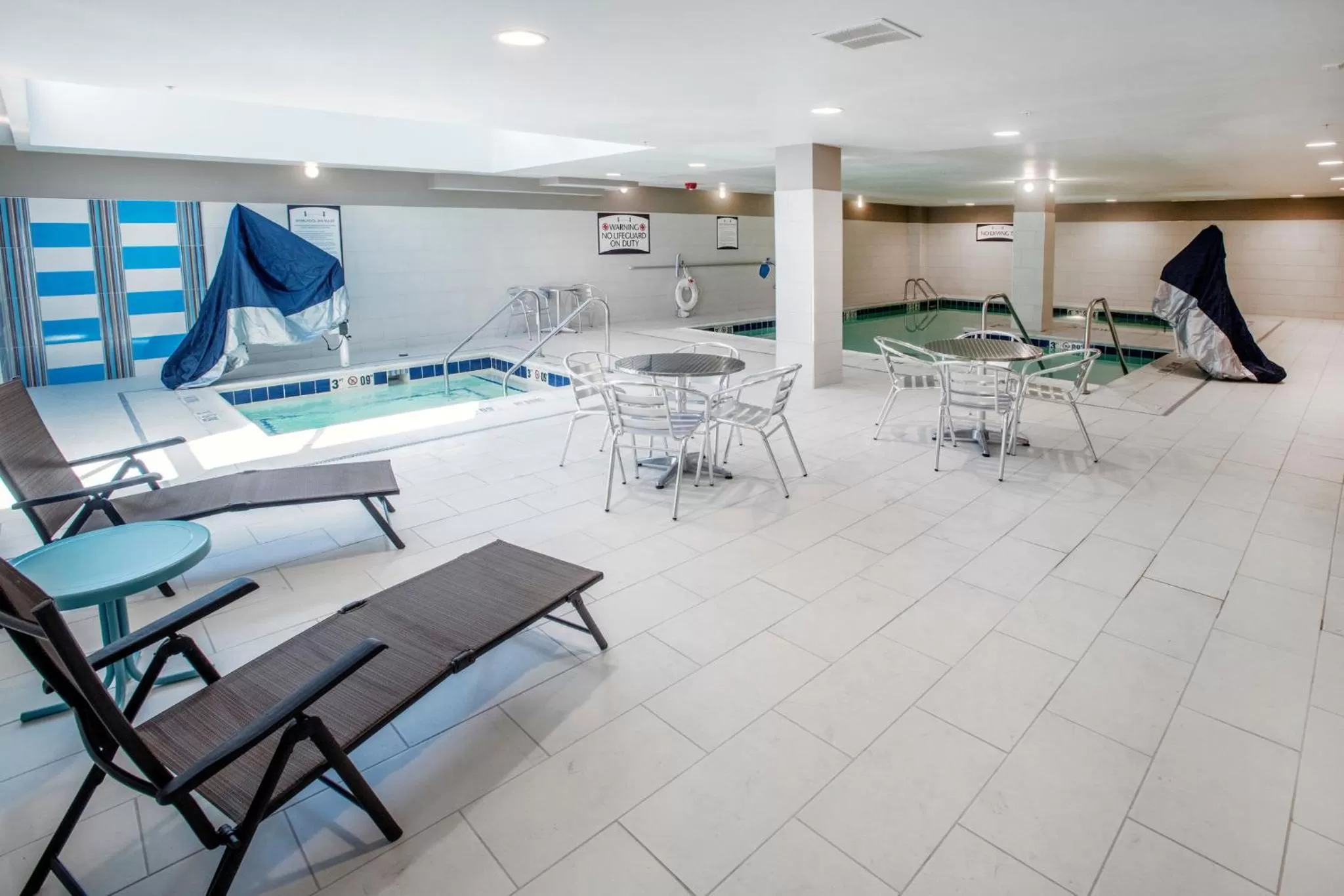 Swimming pool in Staybridge Suites Denver Downtown by IHG