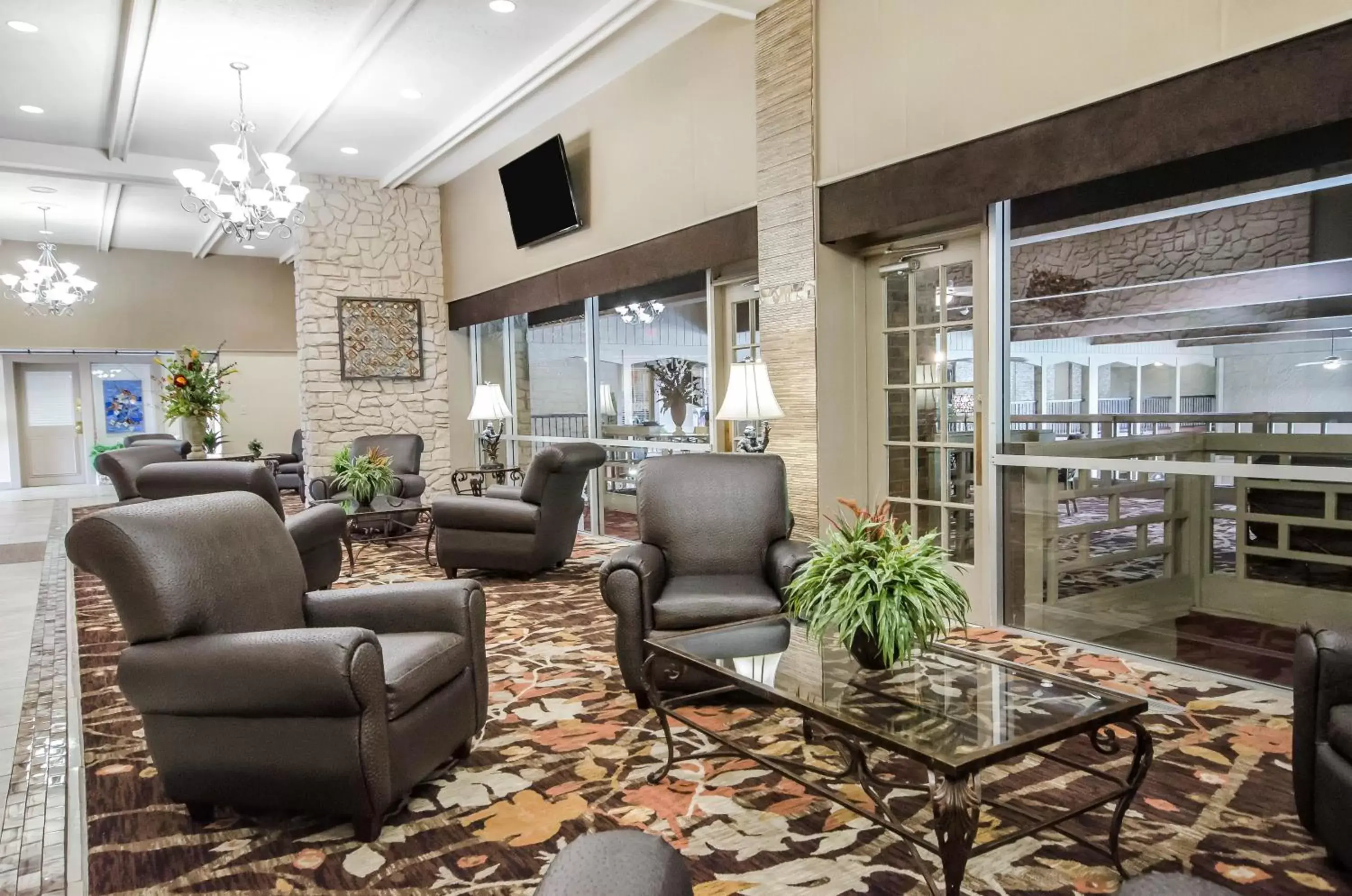 Lobby or reception, Lounge/Bar in Radisson Hotel Louisville North