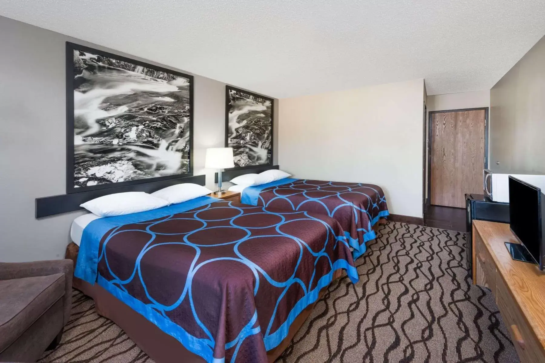 Bed in Super 8 by Wyndham West Plains