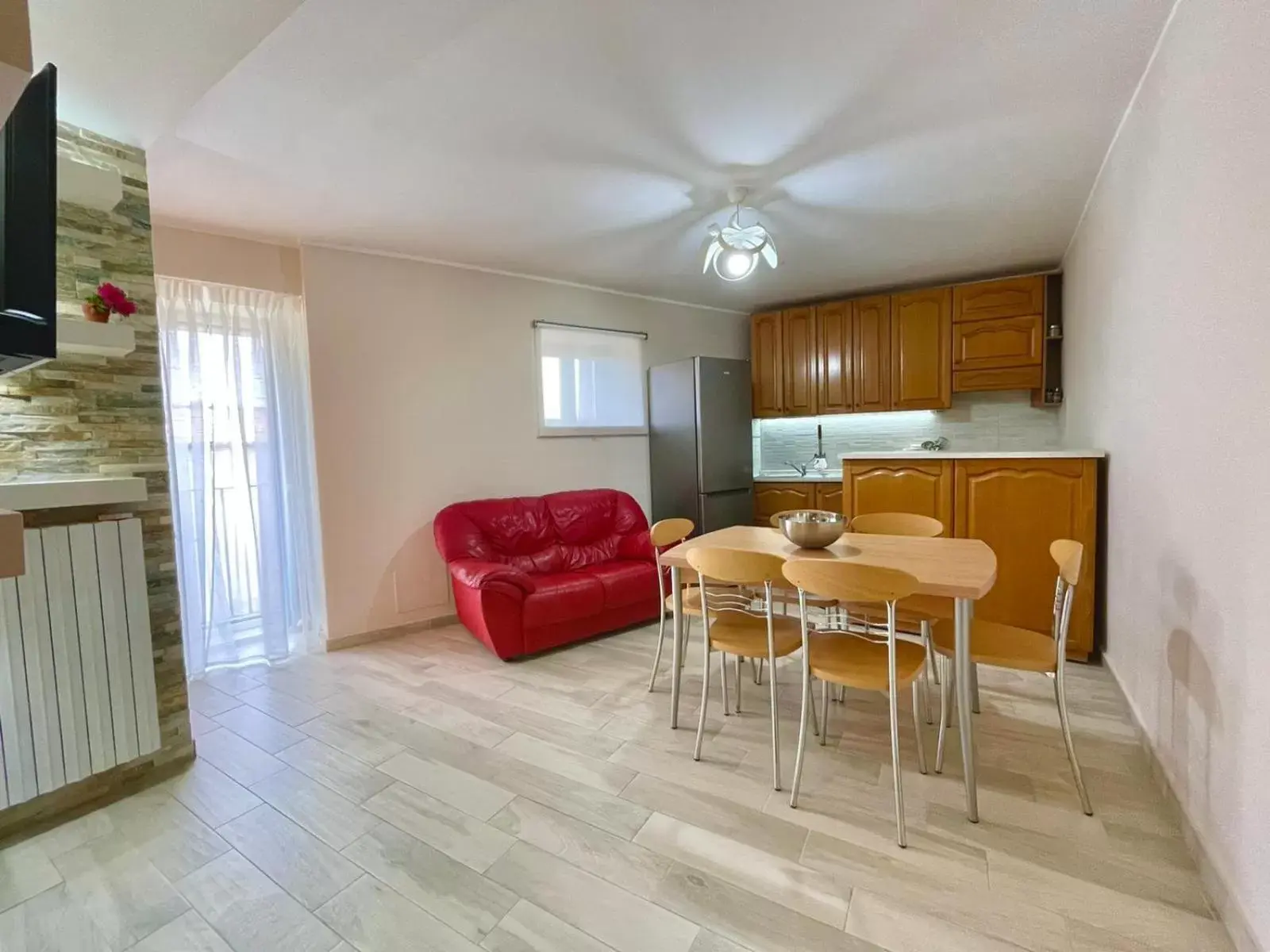 Dining Area in B&B La finestra sulle Mainarde - Isernia