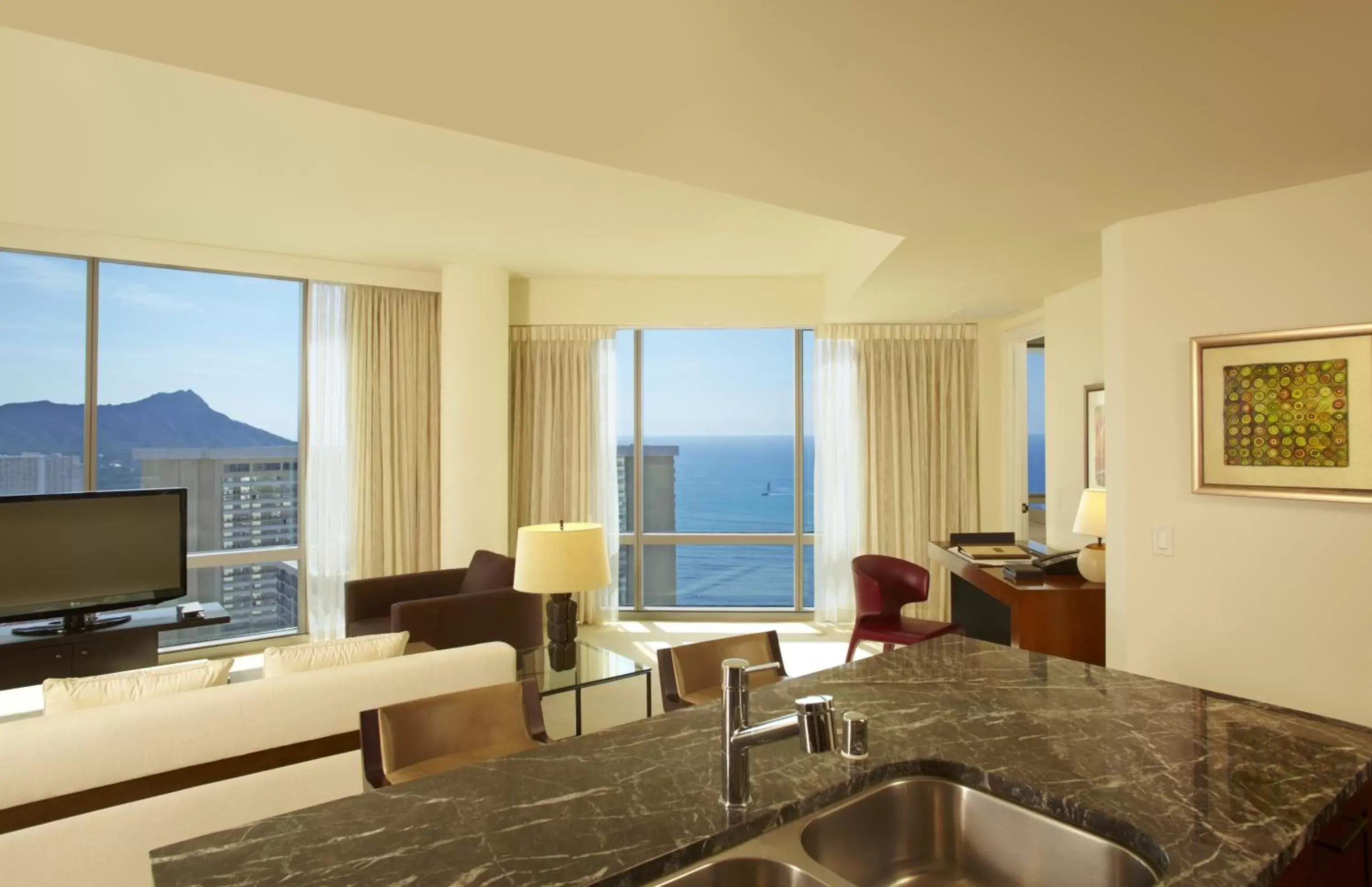 Balcony/Terrace, Sea View in Trump International Hotel Waikiki