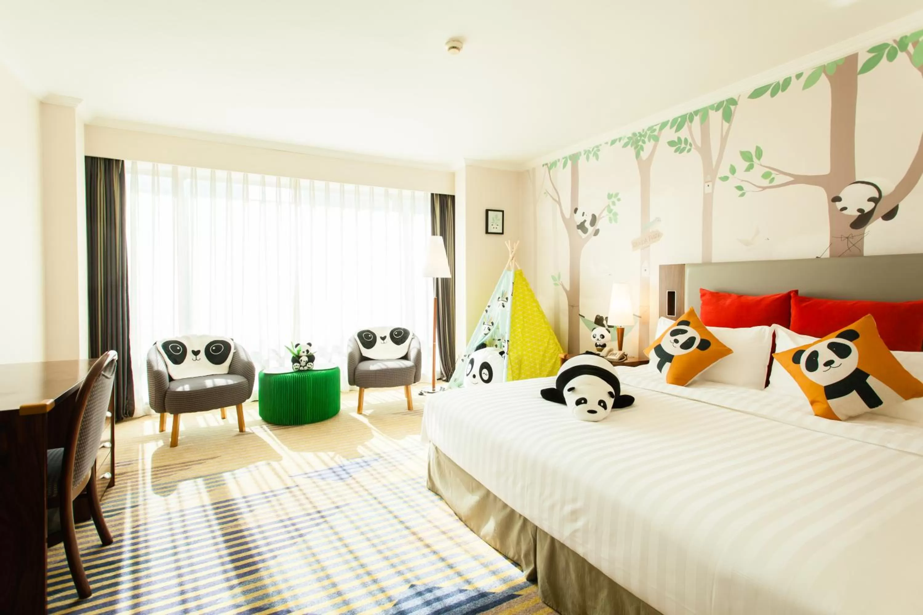 Bed in Beijing XinQiao Hotel