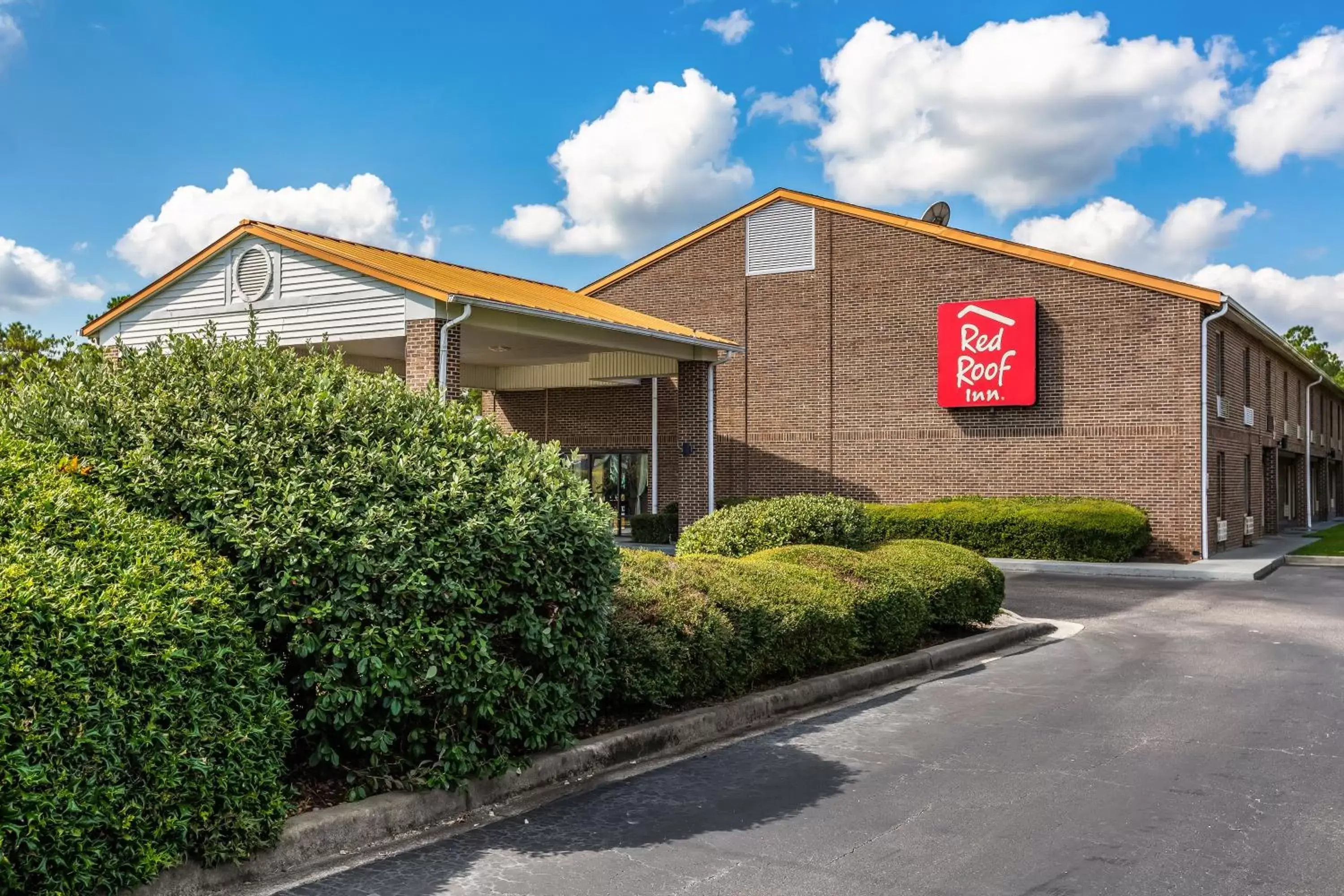 Property Building in Red Roof Inn Hardeeville