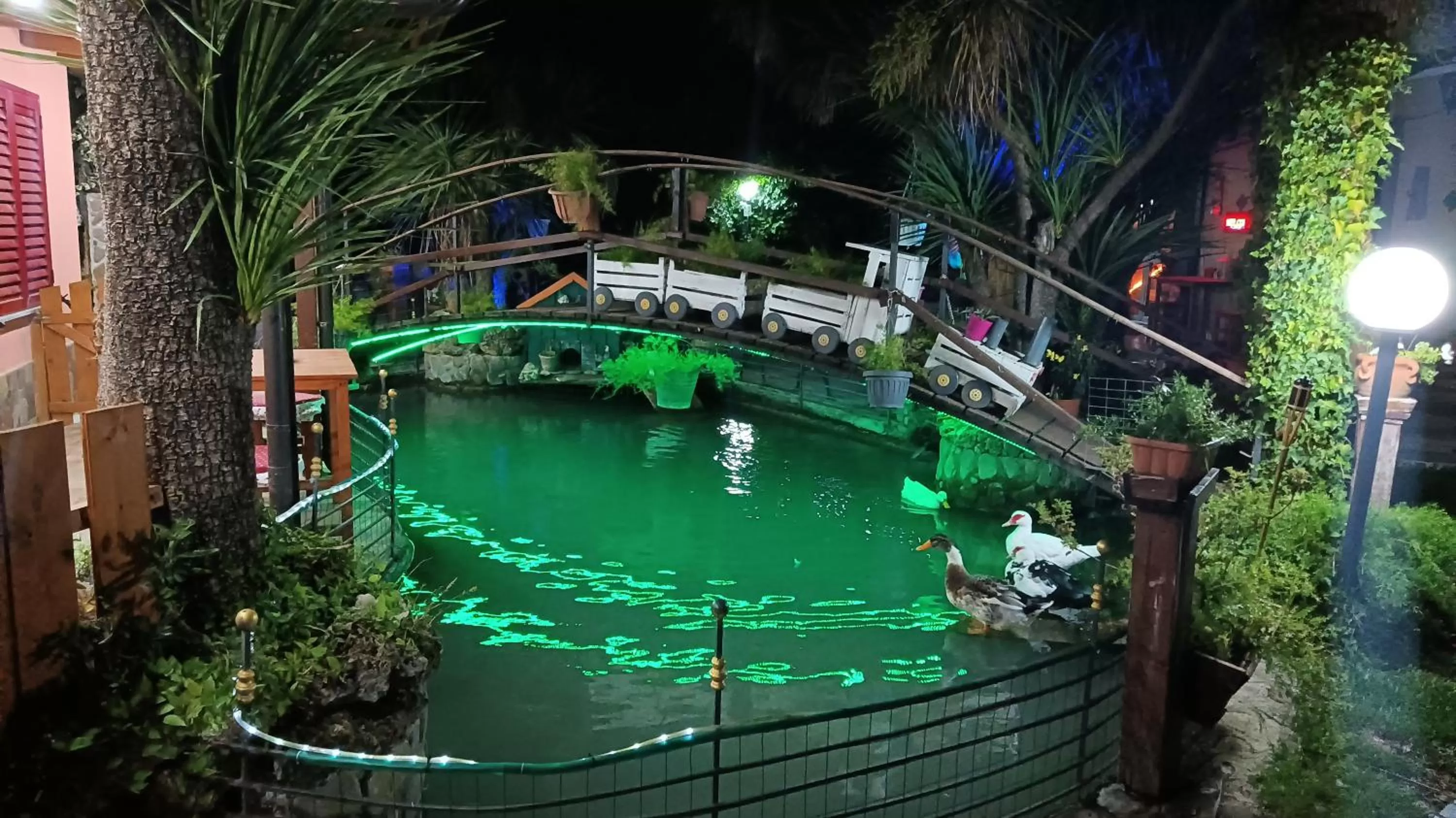 Property building in Il Laghetto