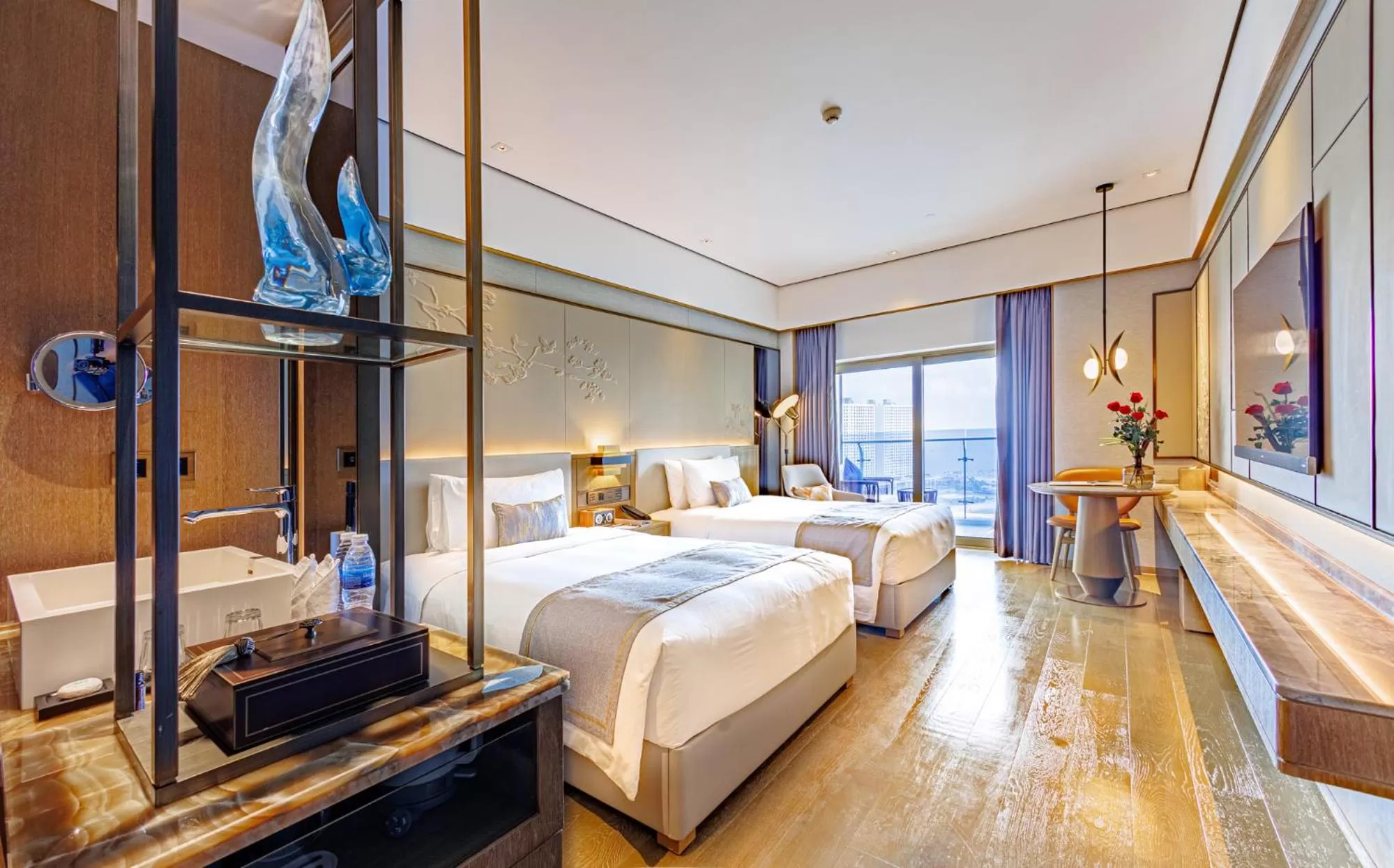 Bed in Howard Johnson Plaza by Wyndham Blue Bay Sihanoukville