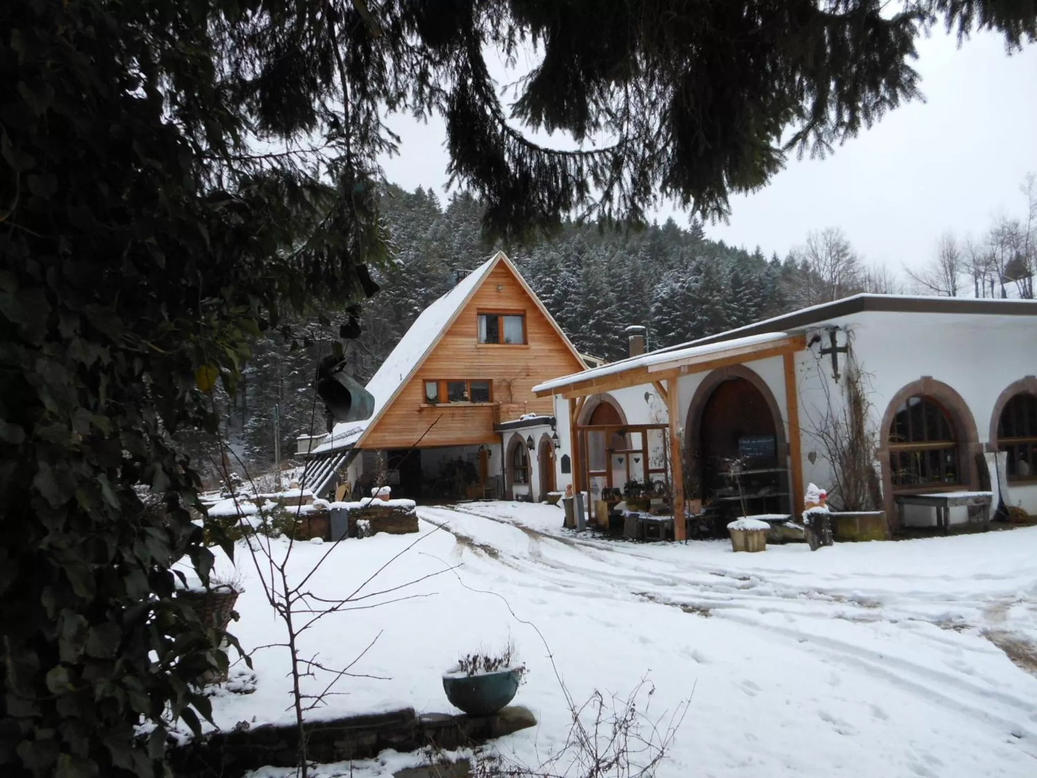Facade/entrance in L'Atelier de Gisèle