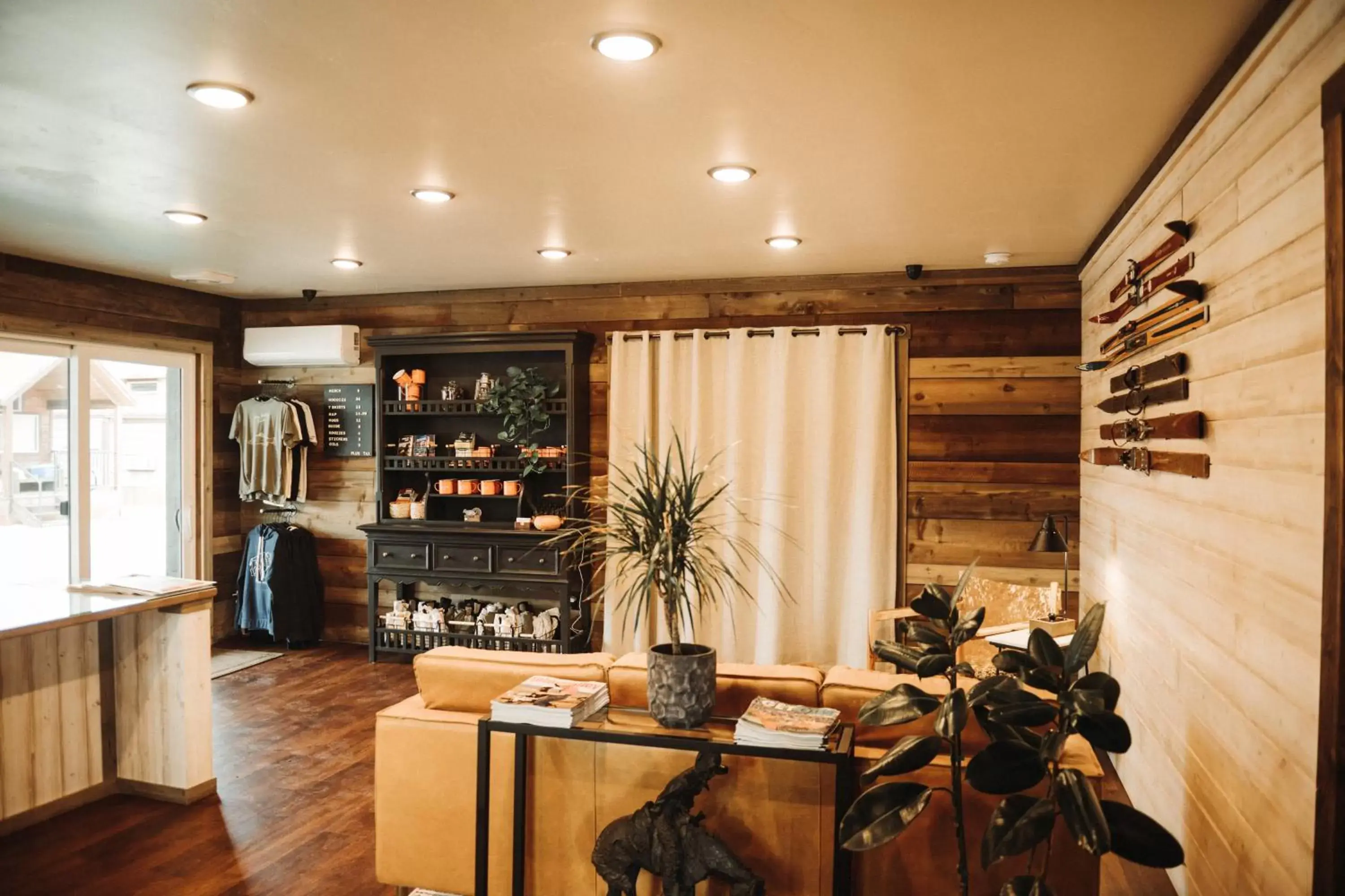 Lobby/Reception in Teton Valley Resort