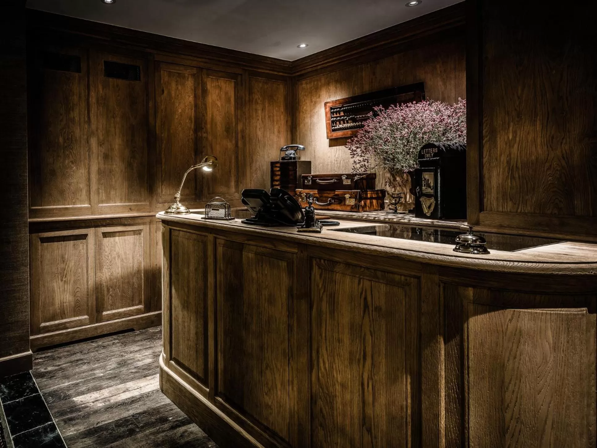 Lobby or reception in 1898 The Post