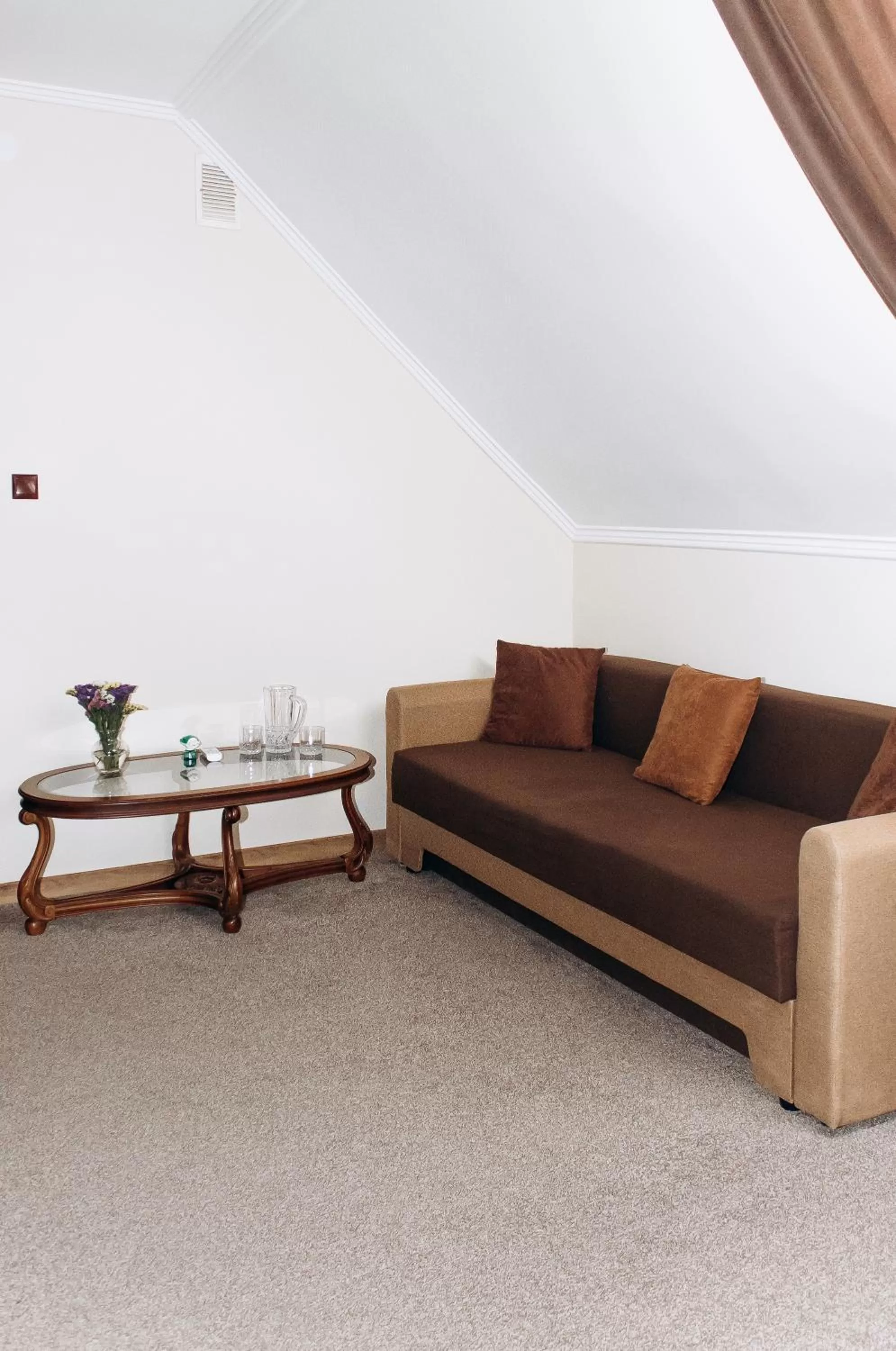 Living room in Eduard Hotel