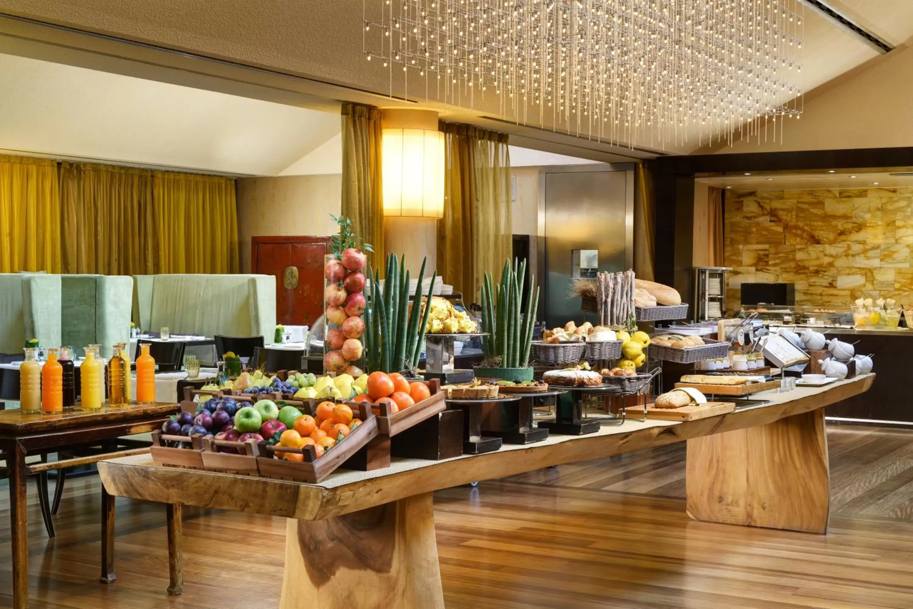 Breakfast, Food in Enterprise Hotel Design & Boutique