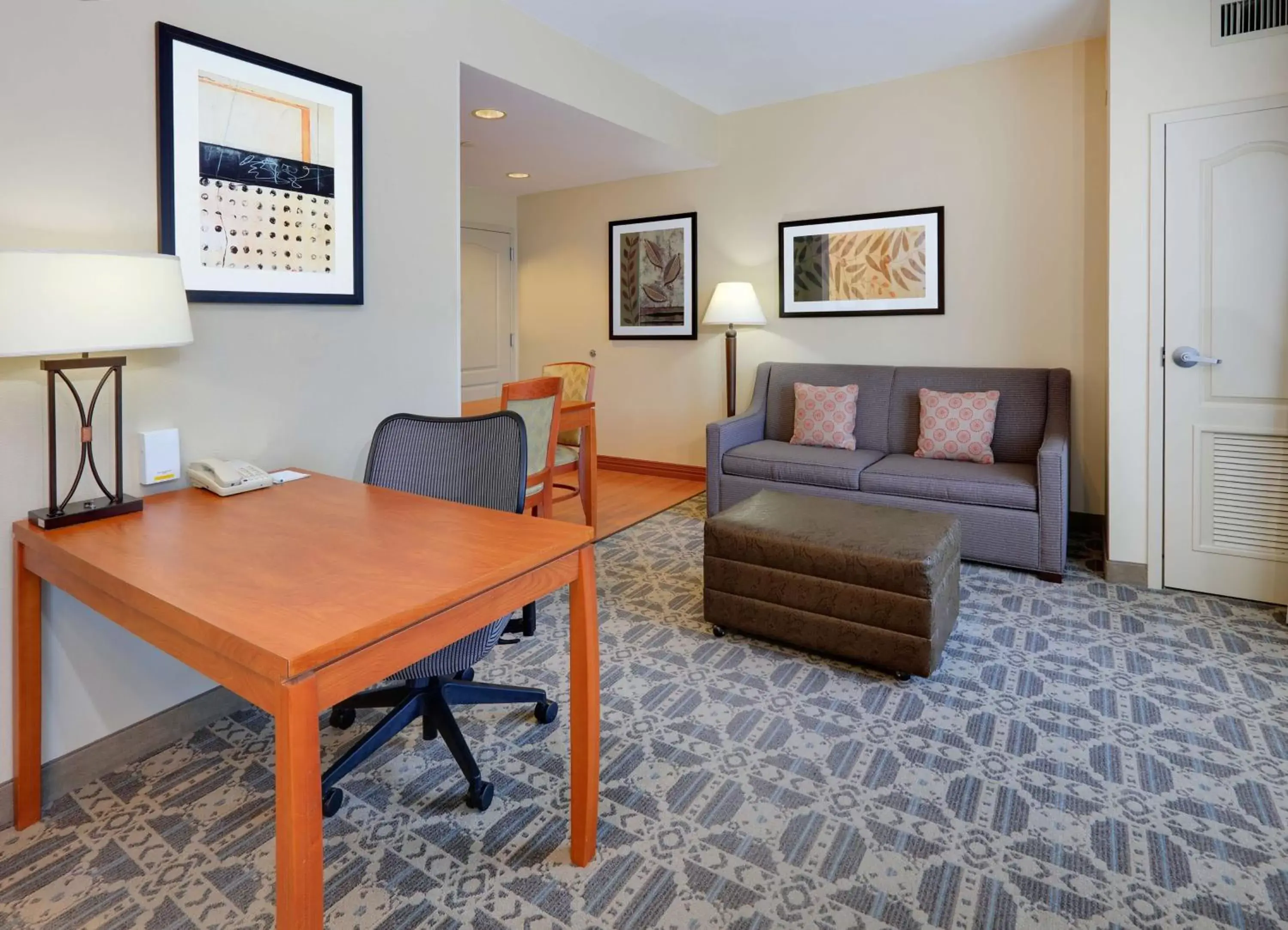 Bedroom, Seating Area in Homewood Suites by Hilton Irving-DFW Airport