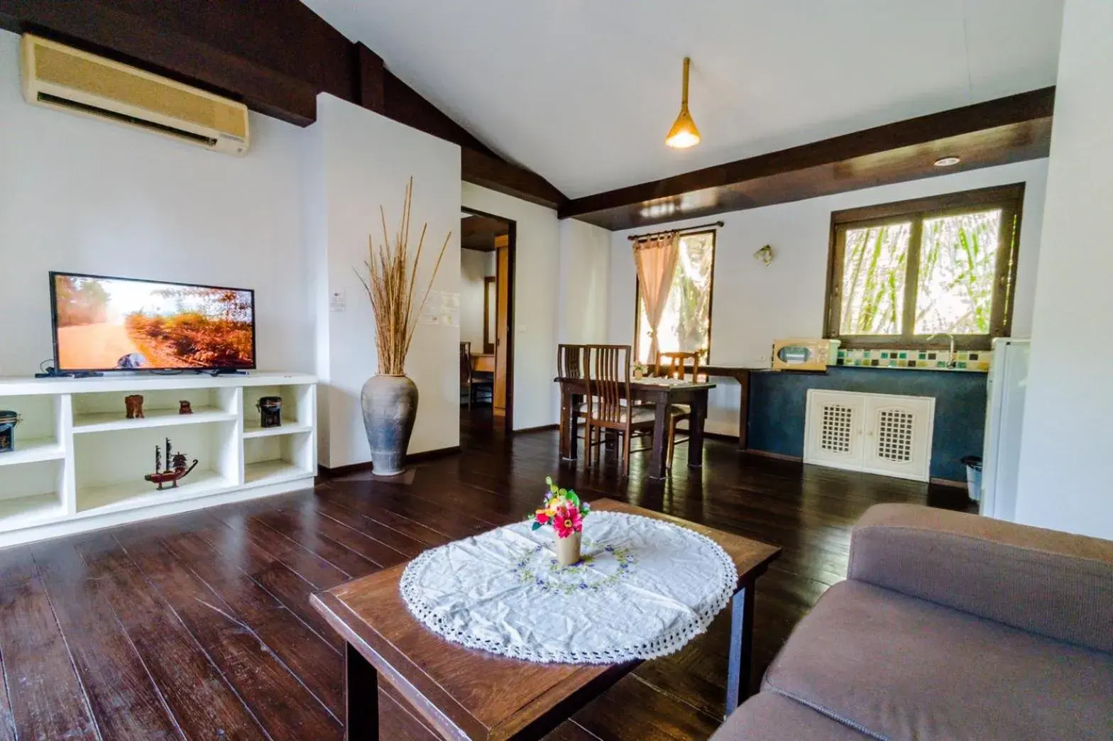 Seating Area in Sasitara Residence