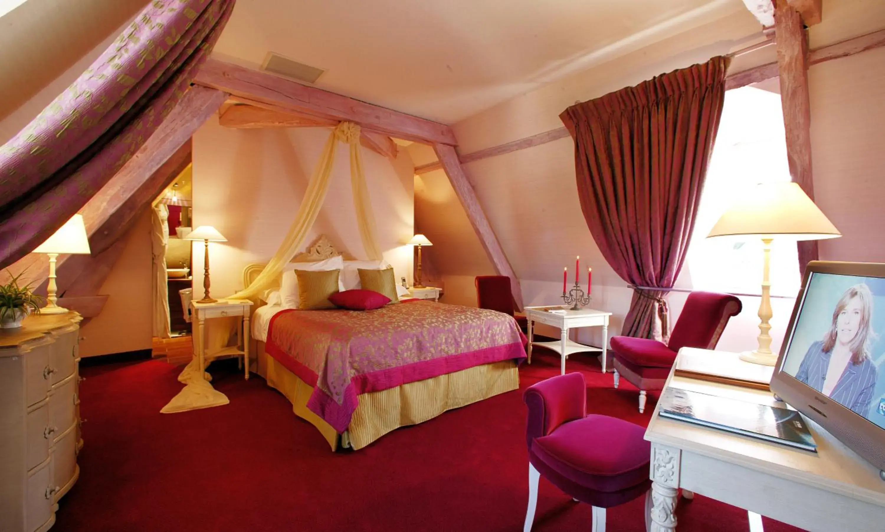 Bedroom, Bed in Clos La Boëtie & Spa