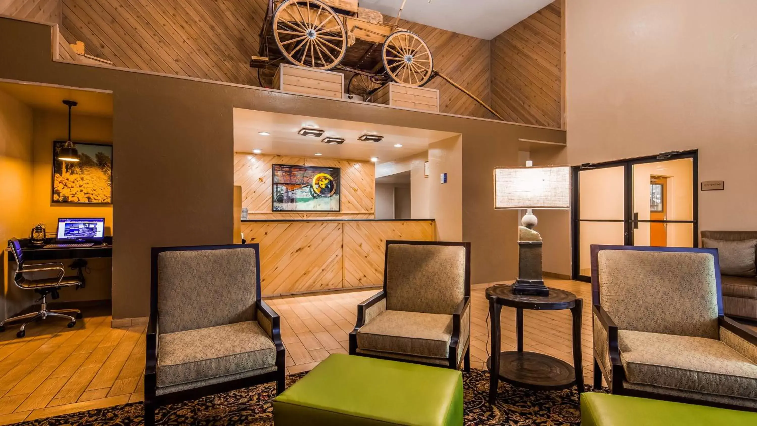 Lobby or reception, Lobby/Reception in Best Western Sawmill Inn