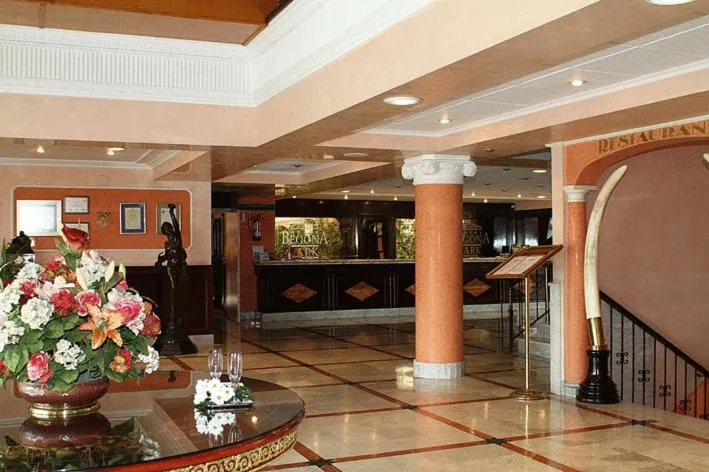 Lobby or reception in Hotel Begoña Park