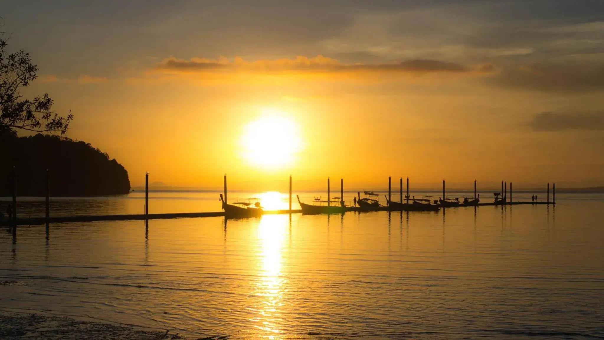 Sunrise in Railay Princess Resort & Spa-SHA Extra Plus